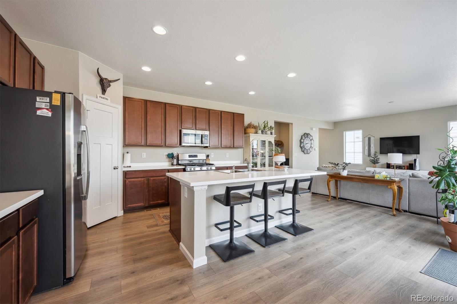 MLS Image #11 for 27837 e 8th avenue,aurora, Colorado