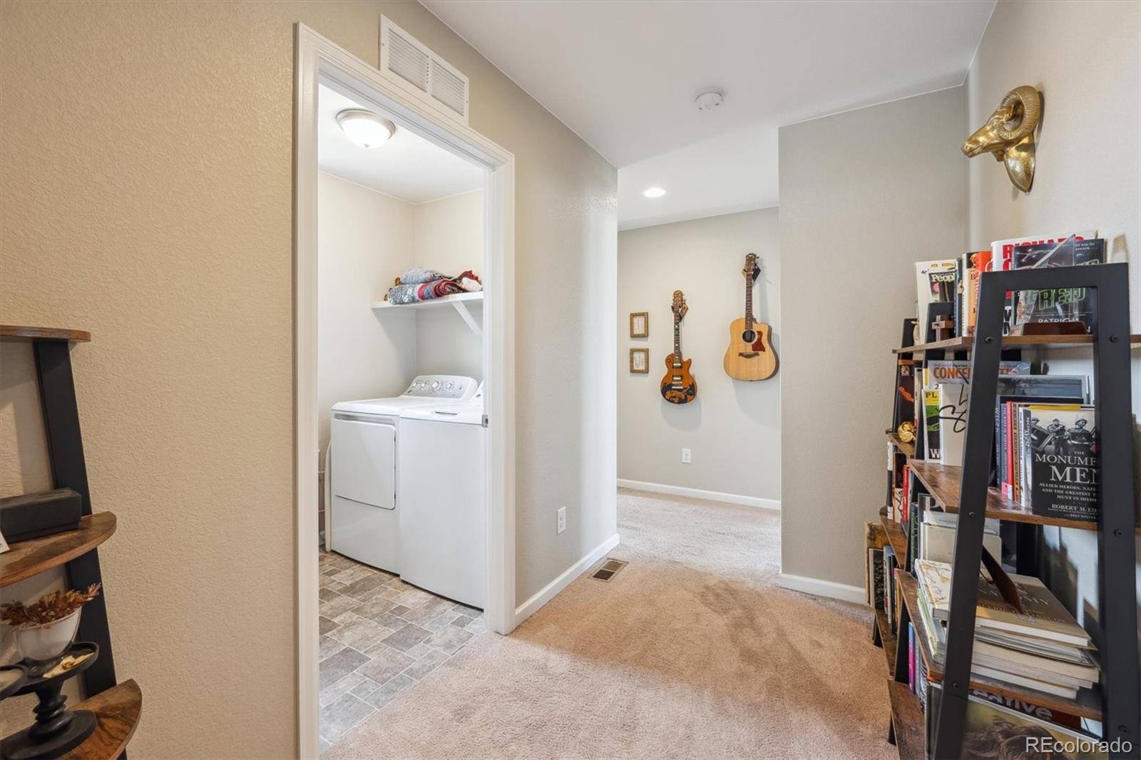 MLS Image #14 for 27837 e 8th avenue,aurora, Colorado