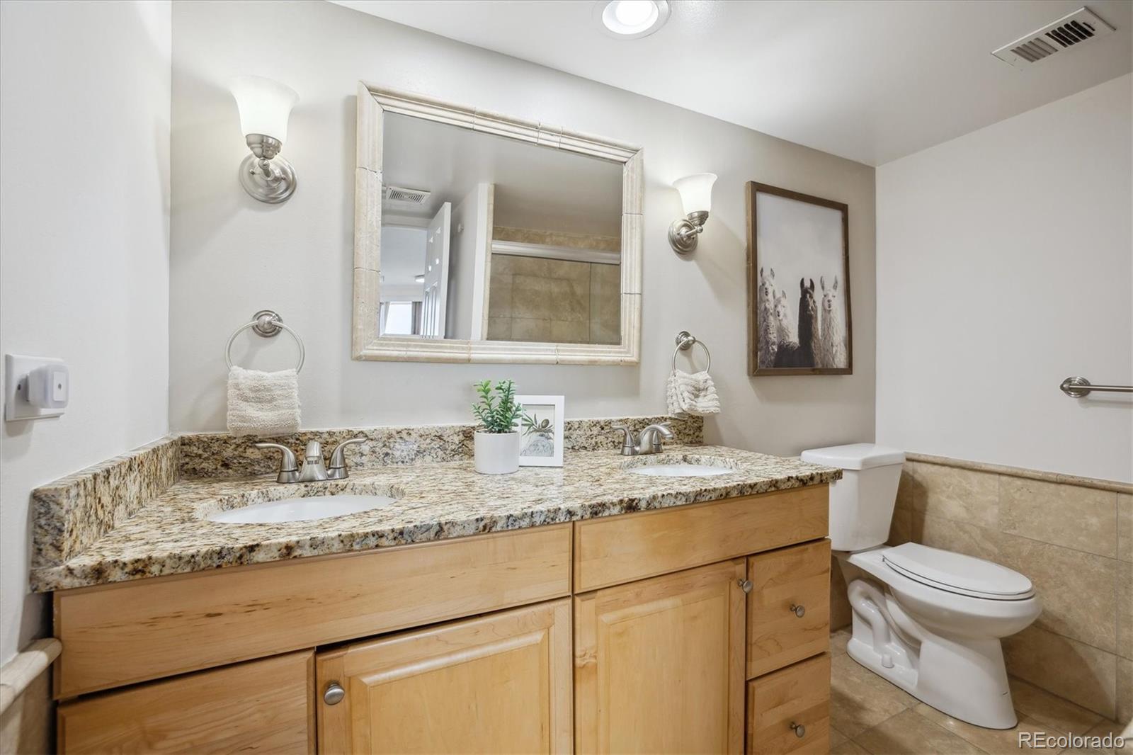 MLS Image #17 for 1250 n humboldt street 1504,denver, Colorado