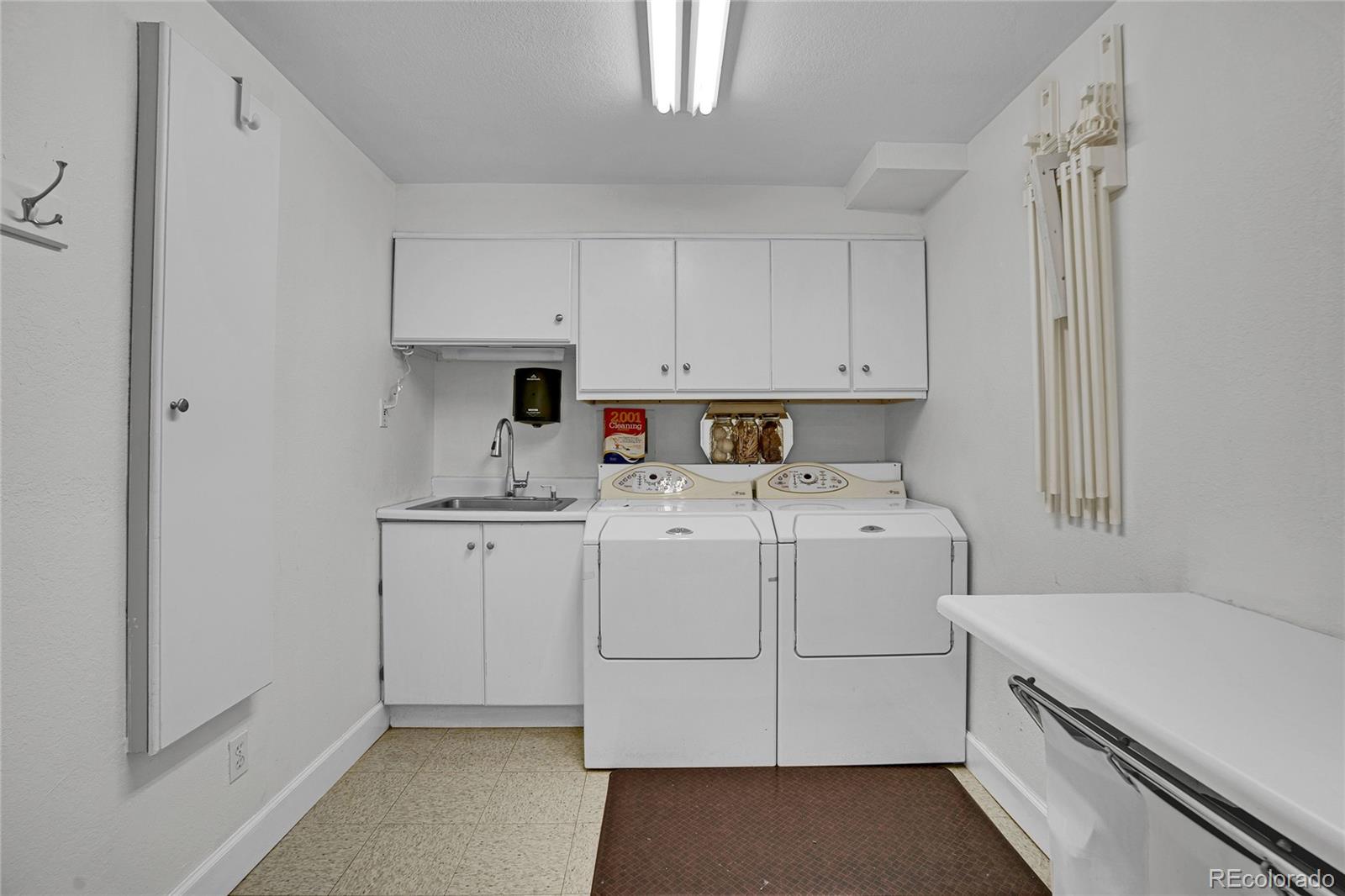 MLS Image #35 for 845  northridge road,highlands ranch, Colorado