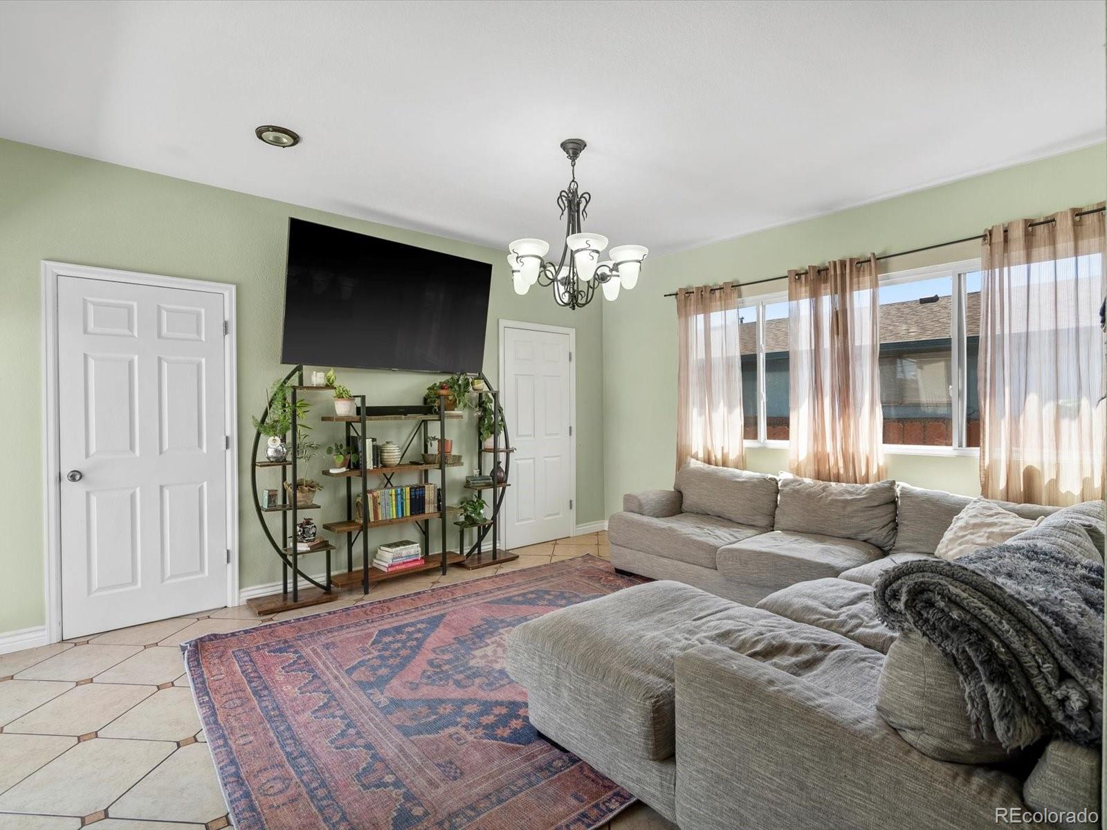 MLS Image #11 for 6640  grove street,denver, Colorado