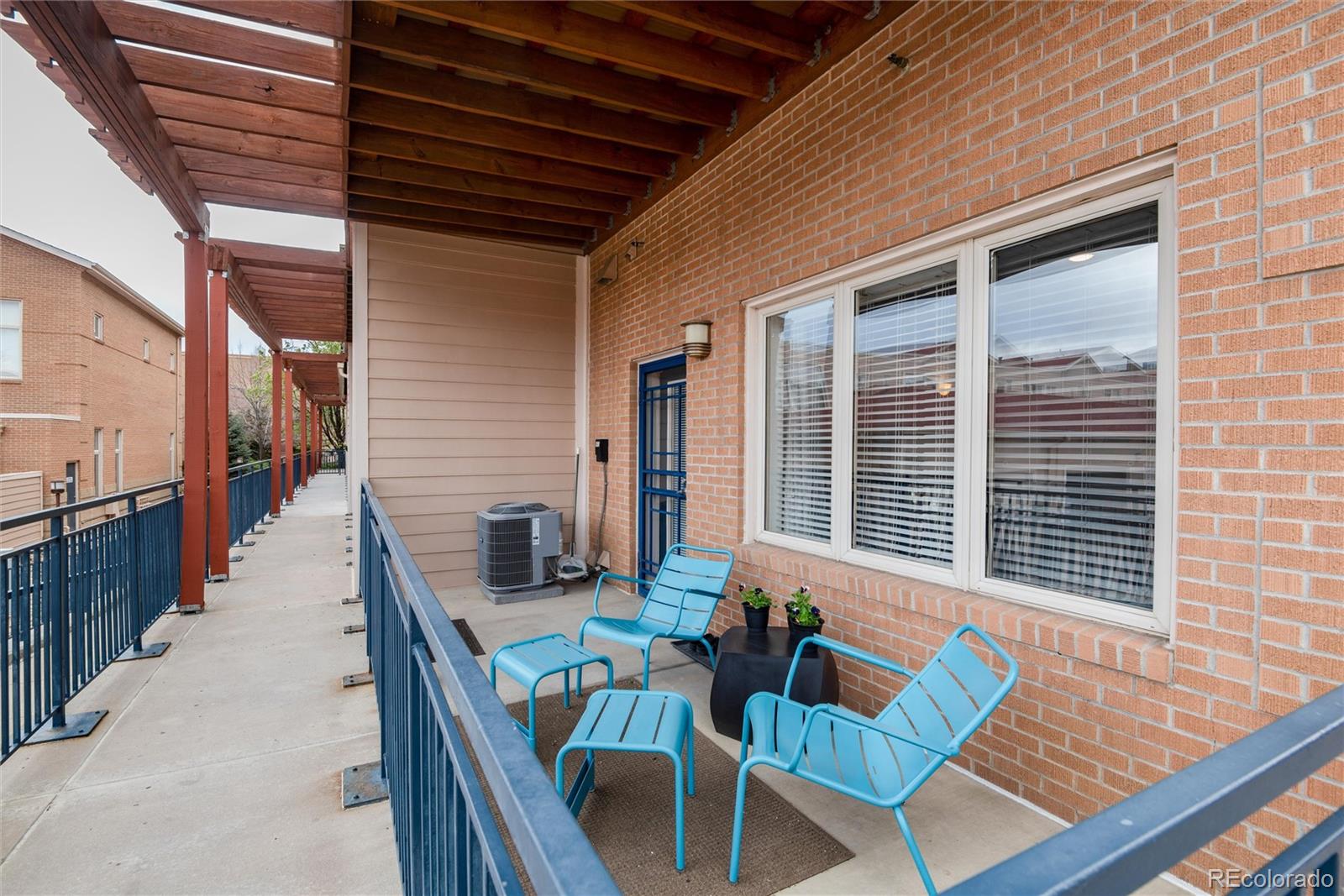 MLS Image #29 for 190  roslyn street,denver, Colorado