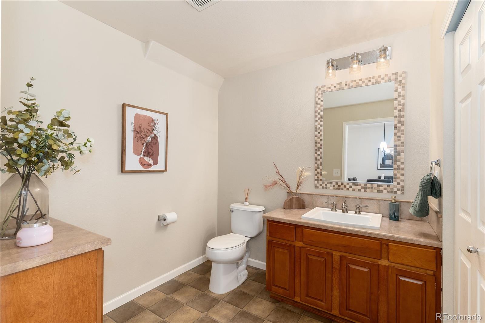 MLS Image #12 for 22725 e ottawa place,aurora, Colorado