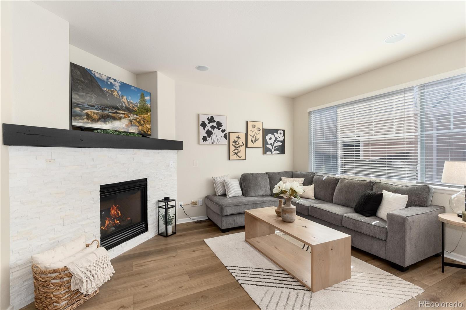 MLS Image #14 for 22725 e ottawa place,aurora, Colorado