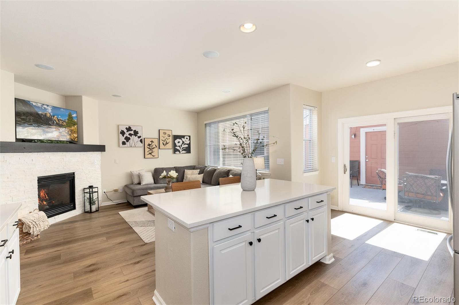MLS Image #22 for 22725 e ottawa place,aurora, Colorado