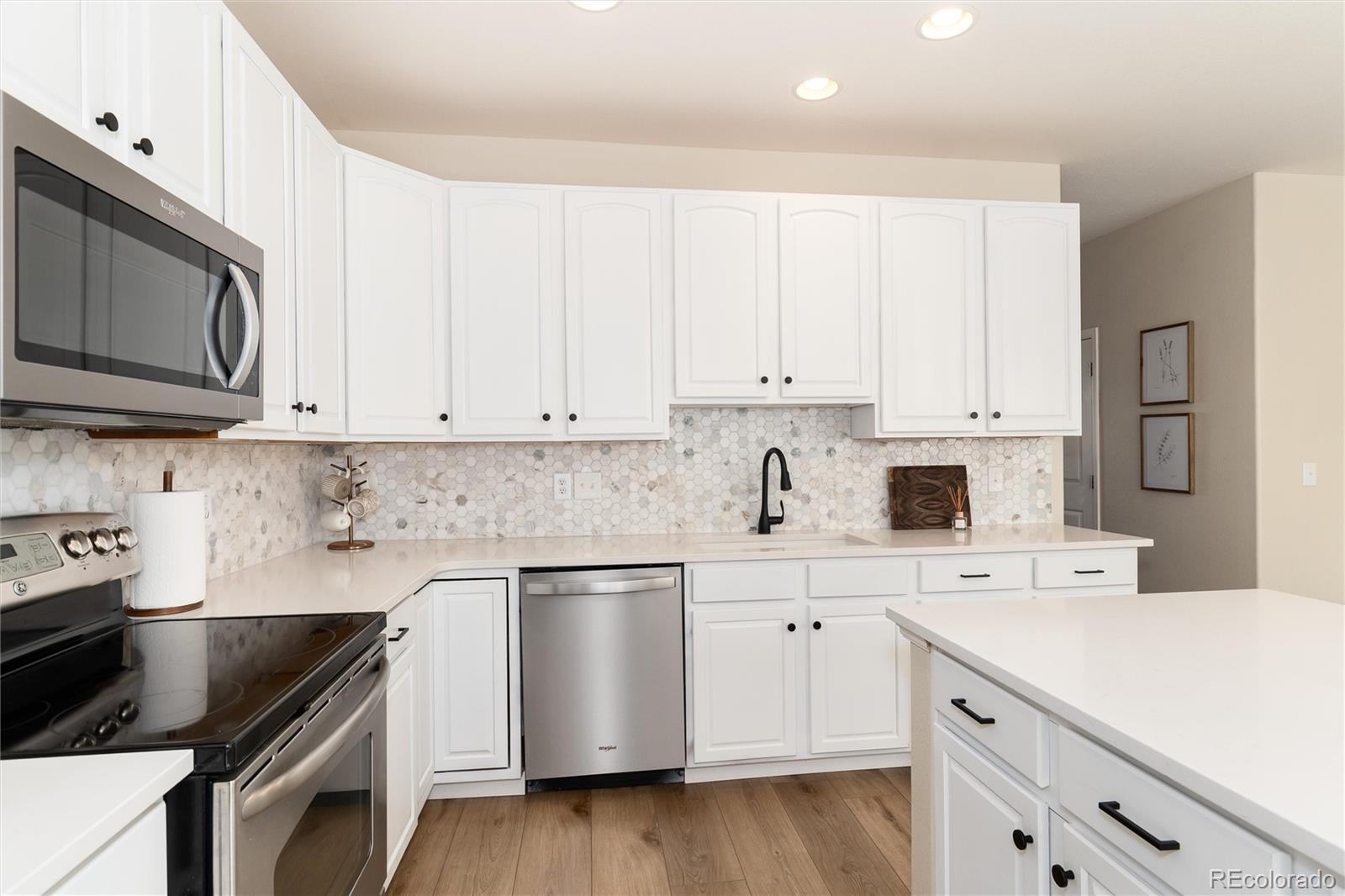 MLS Image #24 for 22725 e ottawa place,aurora, Colorado