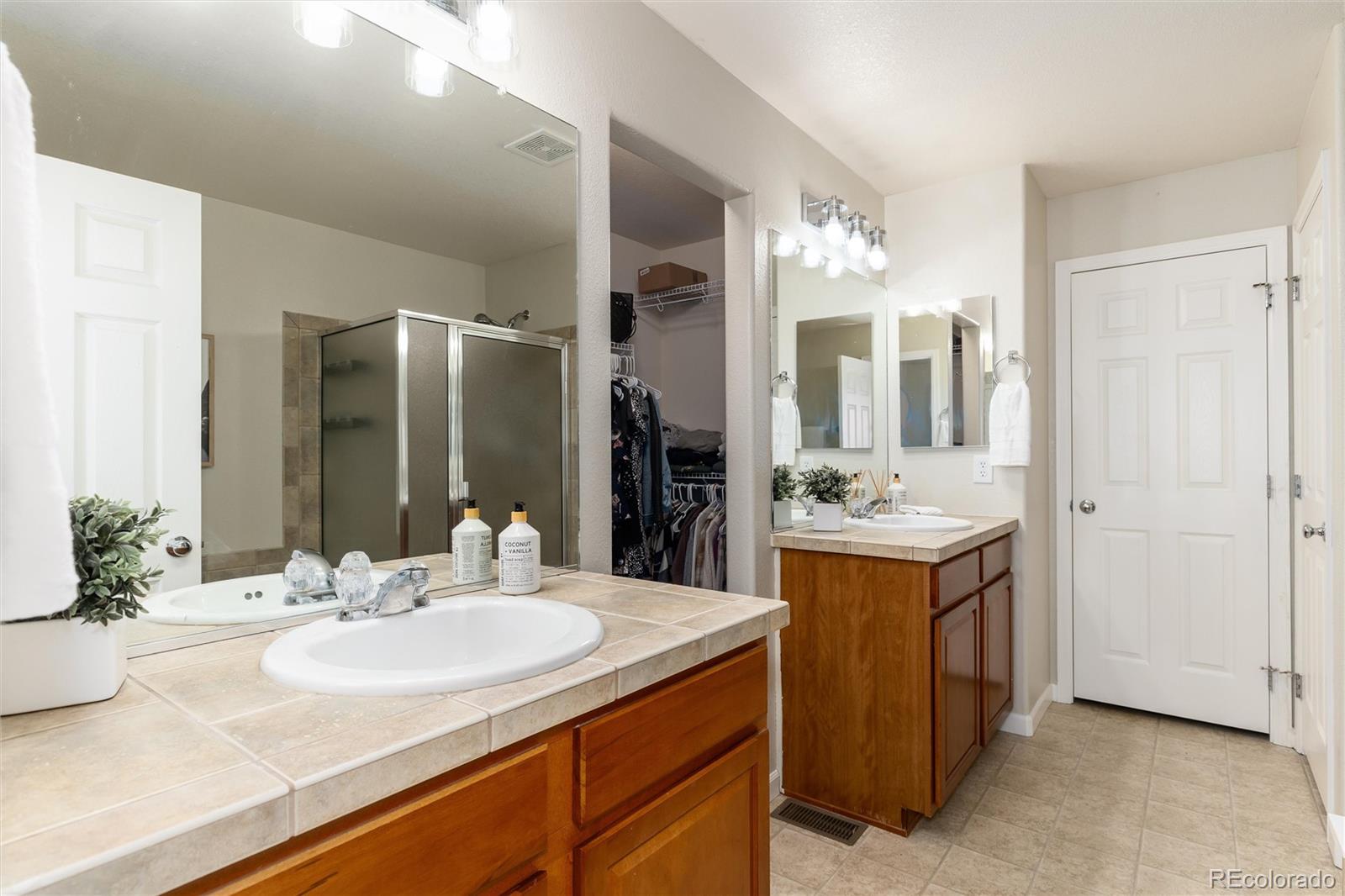 MLS Image #31 for 22725 e ottawa place,aurora, Colorado