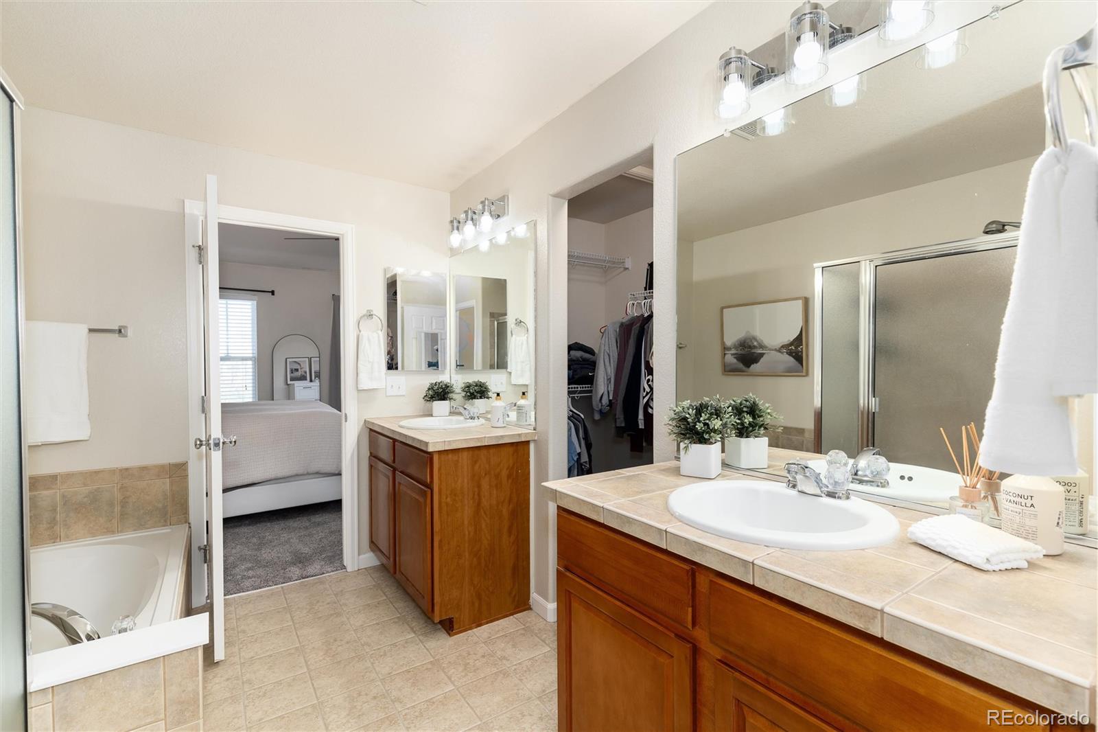 MLS Image #33 for 22725 e ottawa place,aurora, Colorado