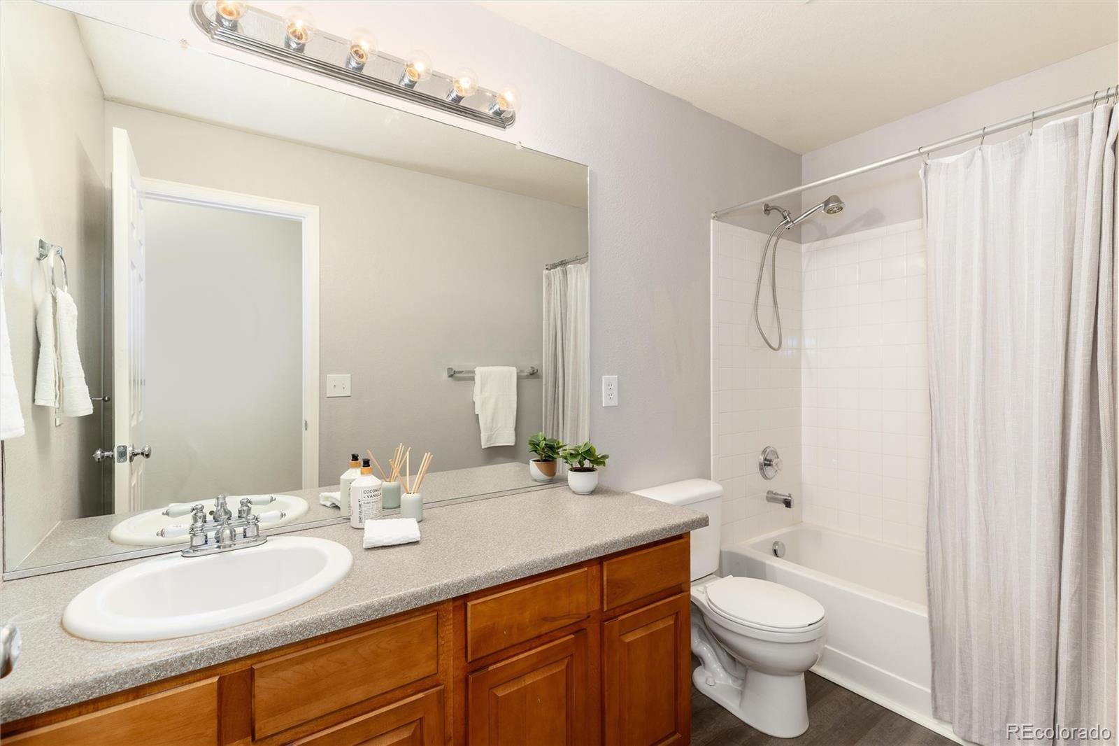 MLS Image #34 for 22725 e ottawa place,aurora, Colorado