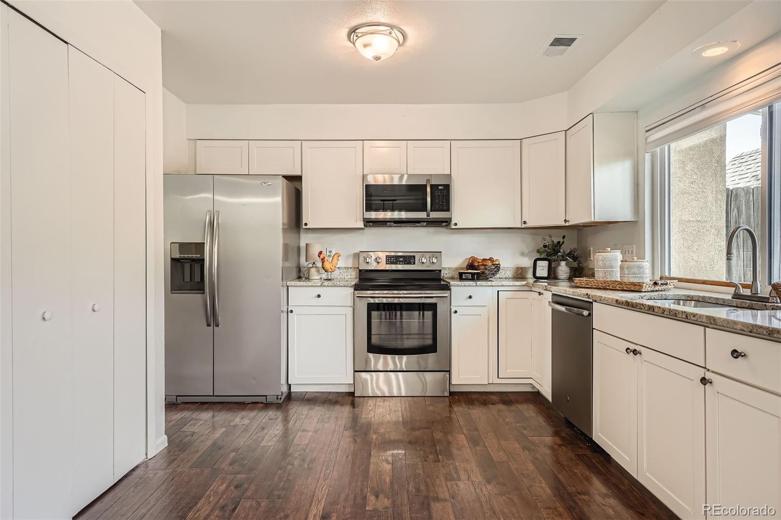 MLS Image #10 for 13020 e linvale place,aurora, Colorado