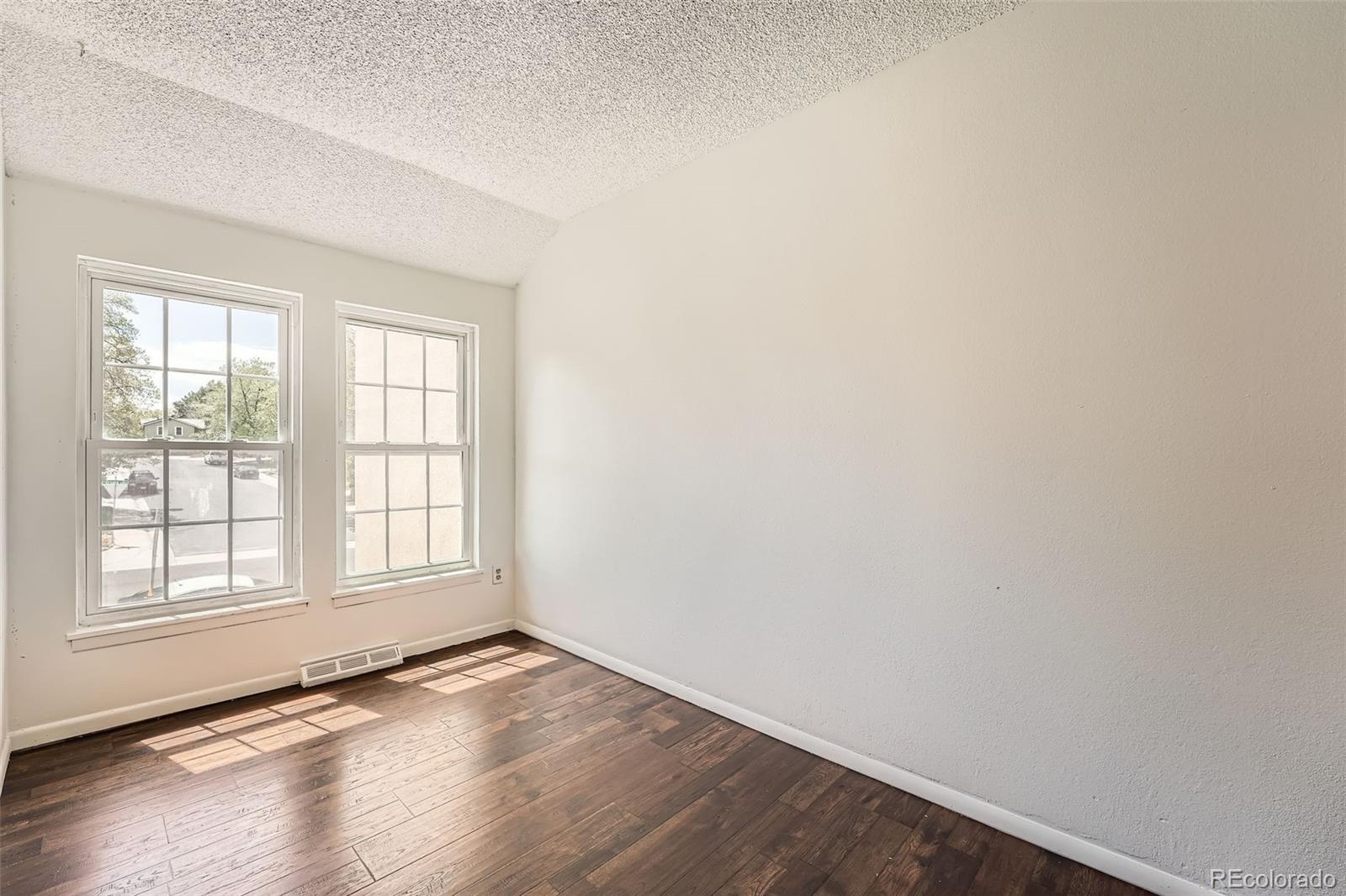MLS Image #15 for 13020 e linvale place,aurora, Colorado