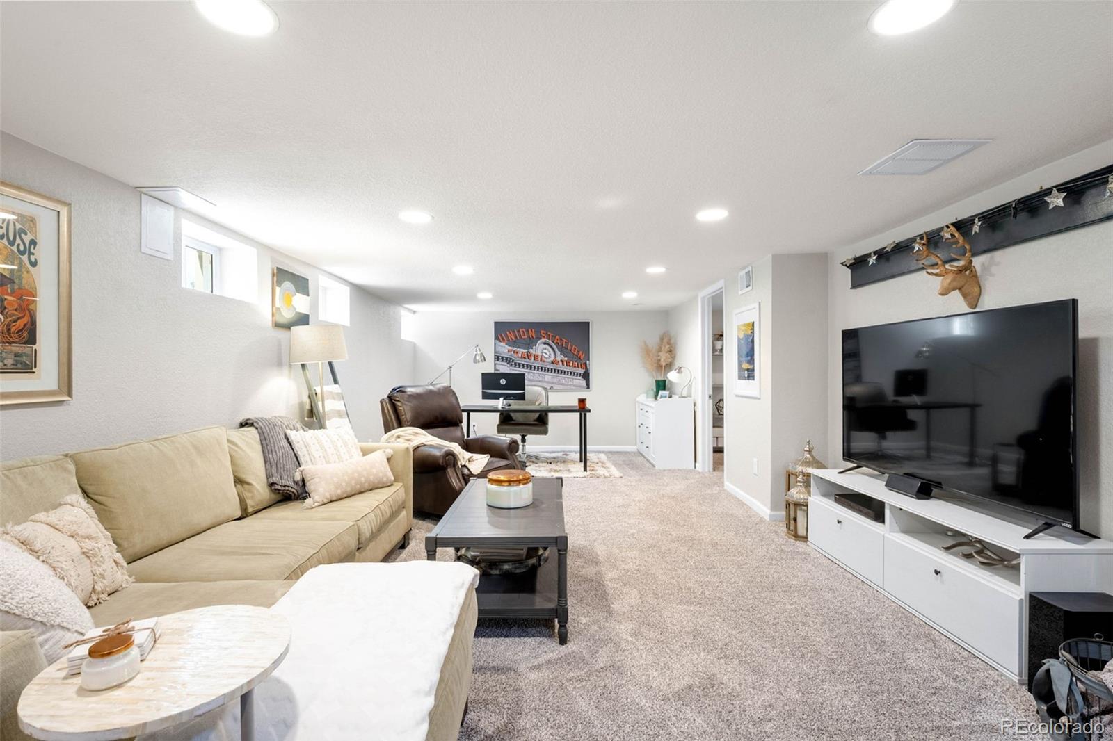 MLS Image #21 for 2026 s lincoln street,denver, Colorado
