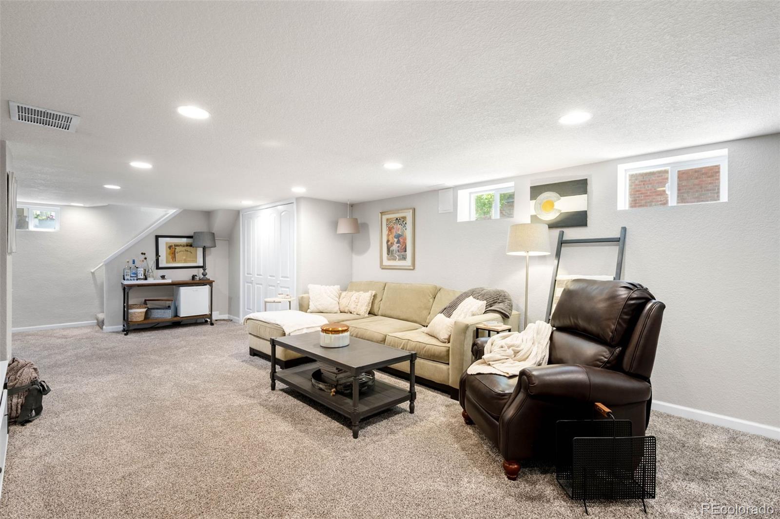 MLS Image #22 for 2026 s lincoln street,denver, Colorado