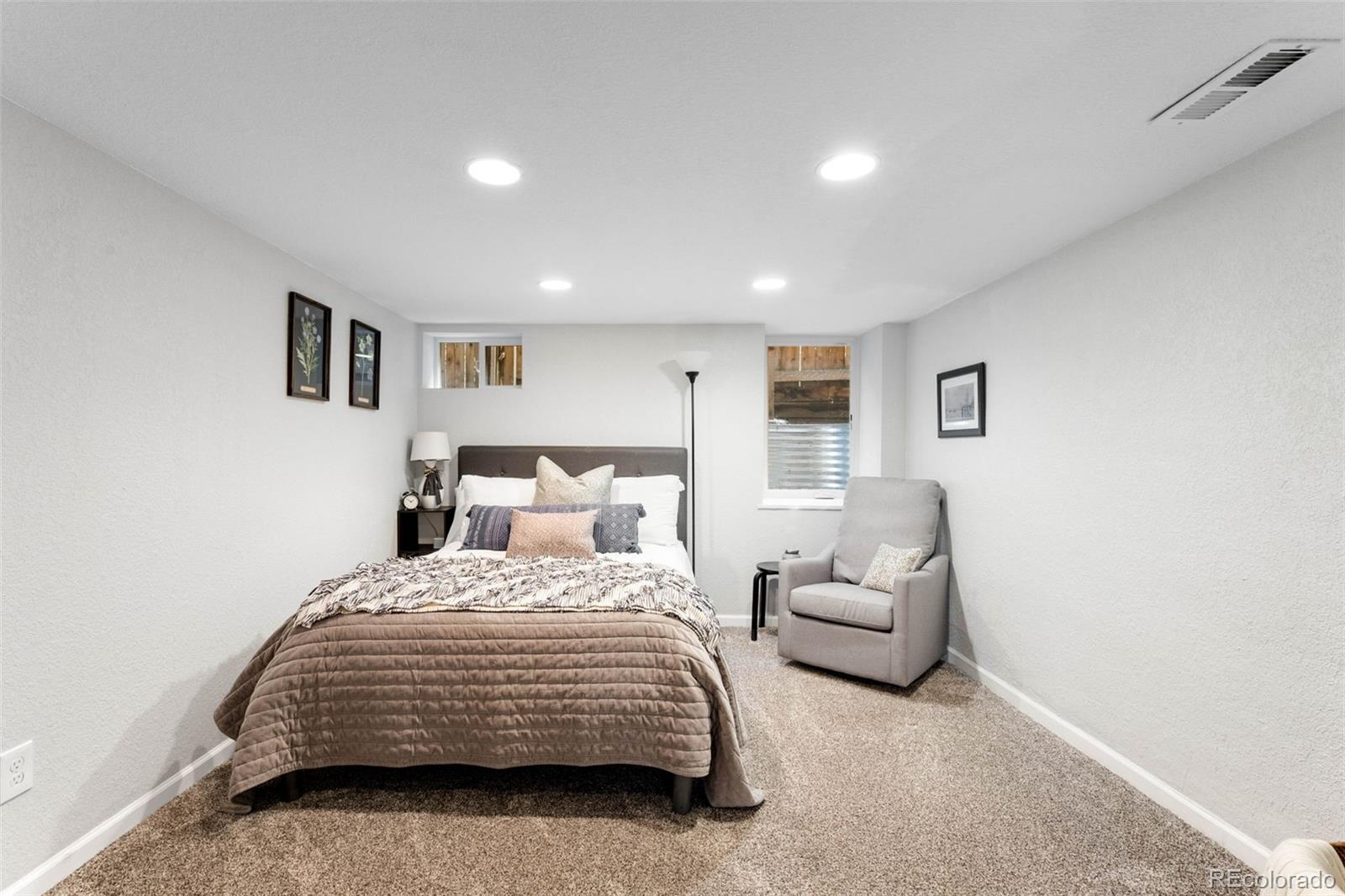 MLS Image #24 for 2026 s lincoln street,denver, Colorado
