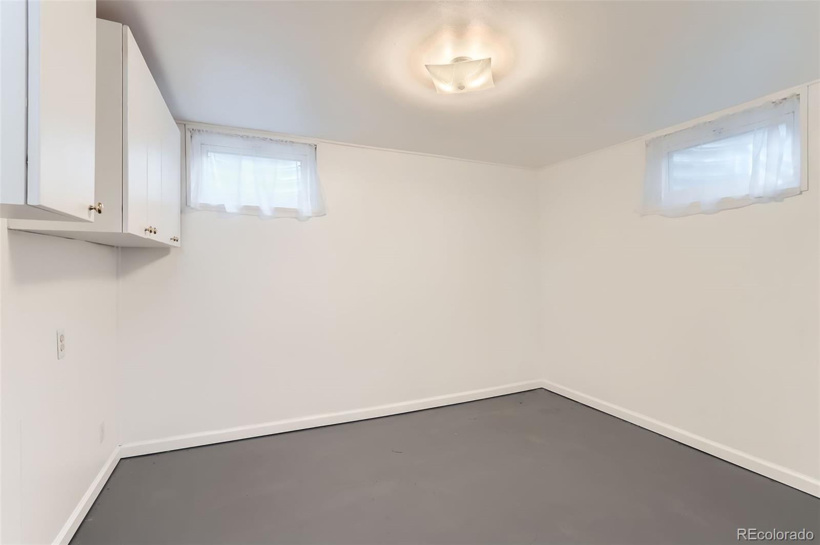 MLS Image #15 for 8511  essex drive,denver, Colorado