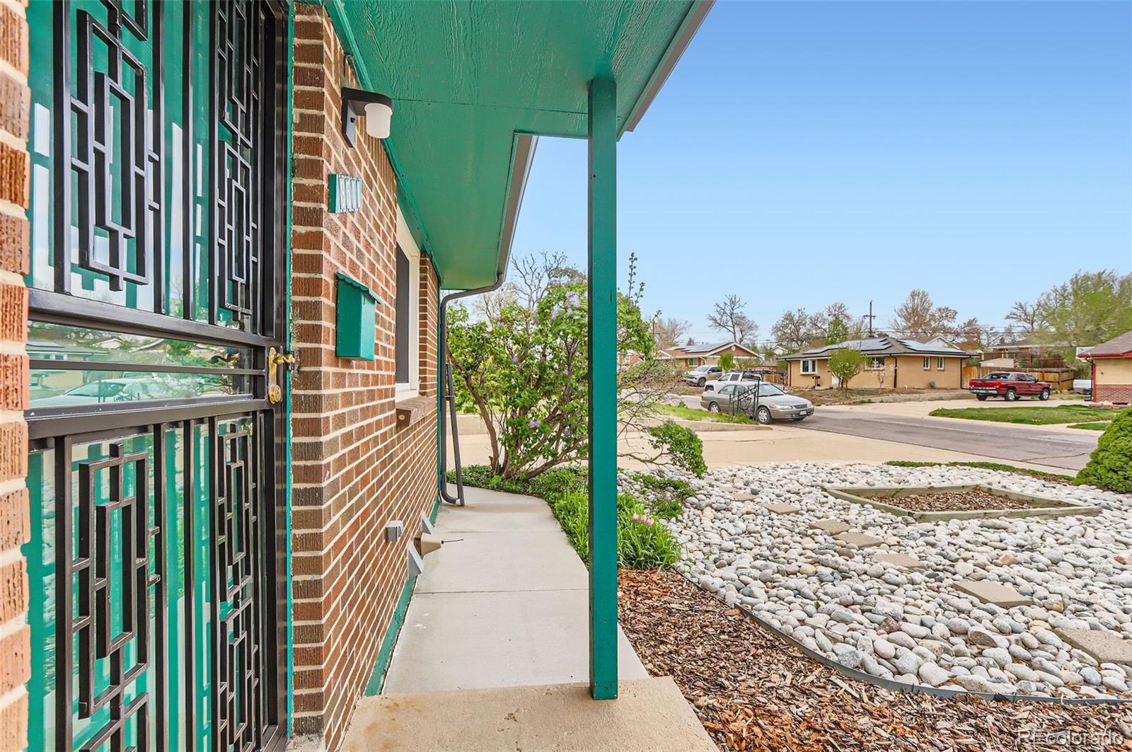 MLS Image #22 for 8511  essex drive,denver, Colorado