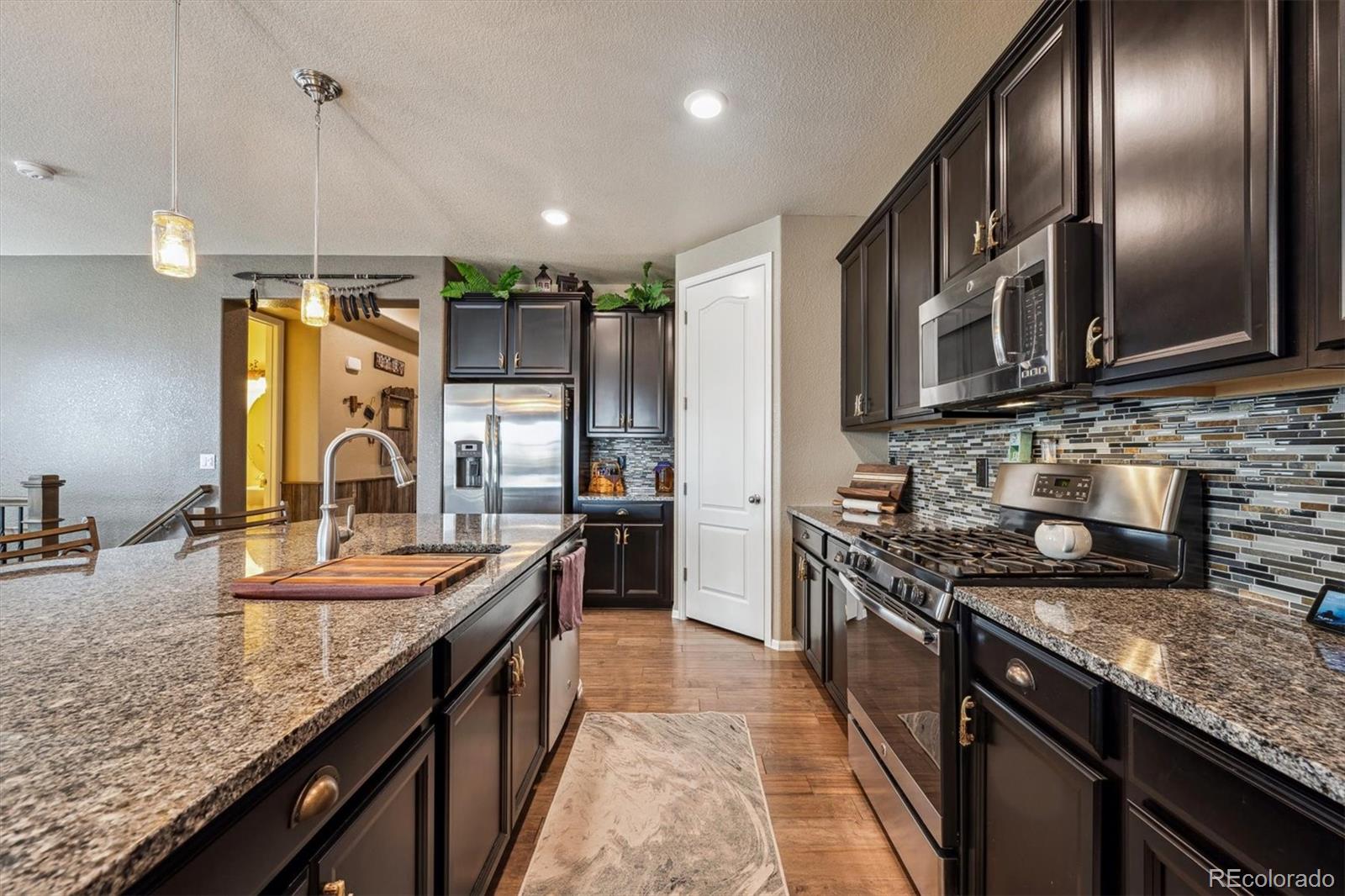MLS Image #5 for 18340 w 85th drive,arvada, Colorado