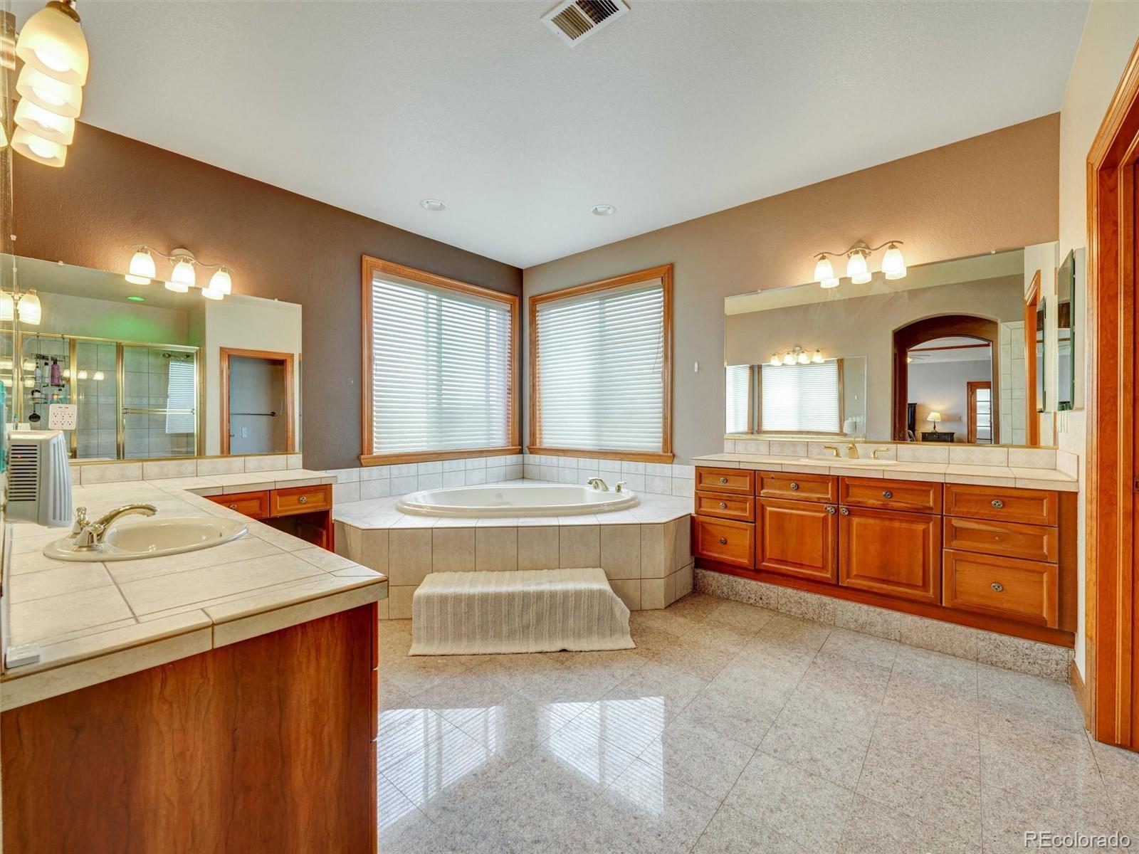MLS Image #18 for 6533 s quemoy way,aurora, Colorado