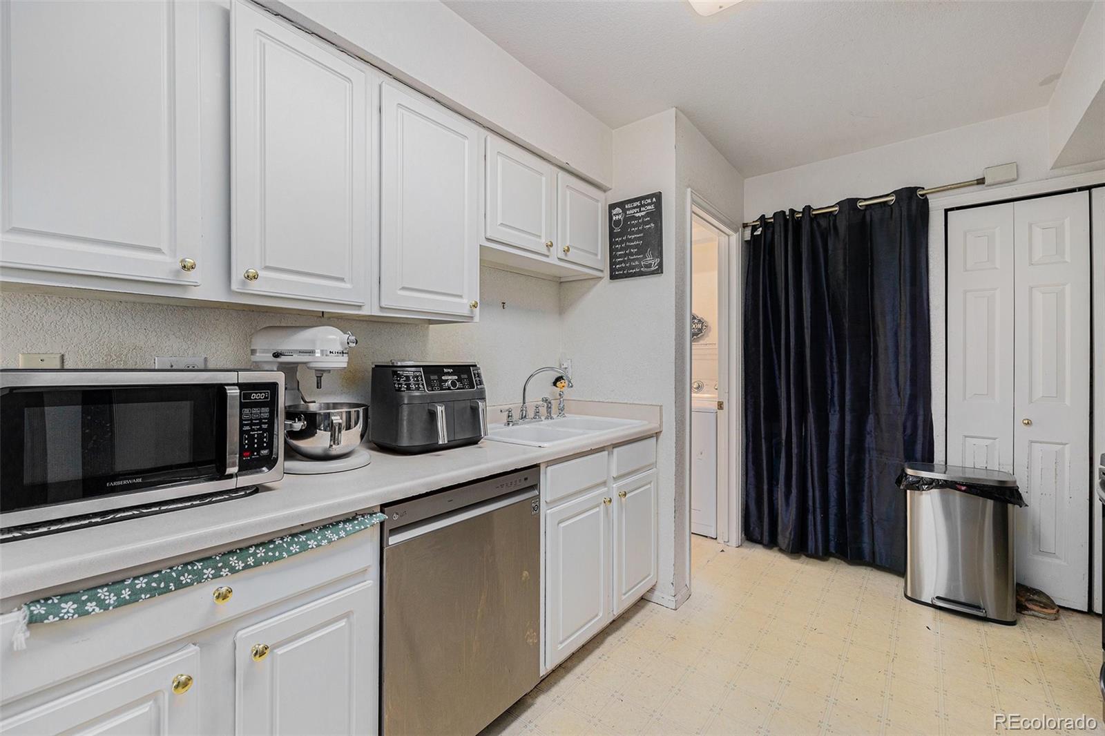 MLS Image #10 for 1655 s buckley circle,aurora, Colorado