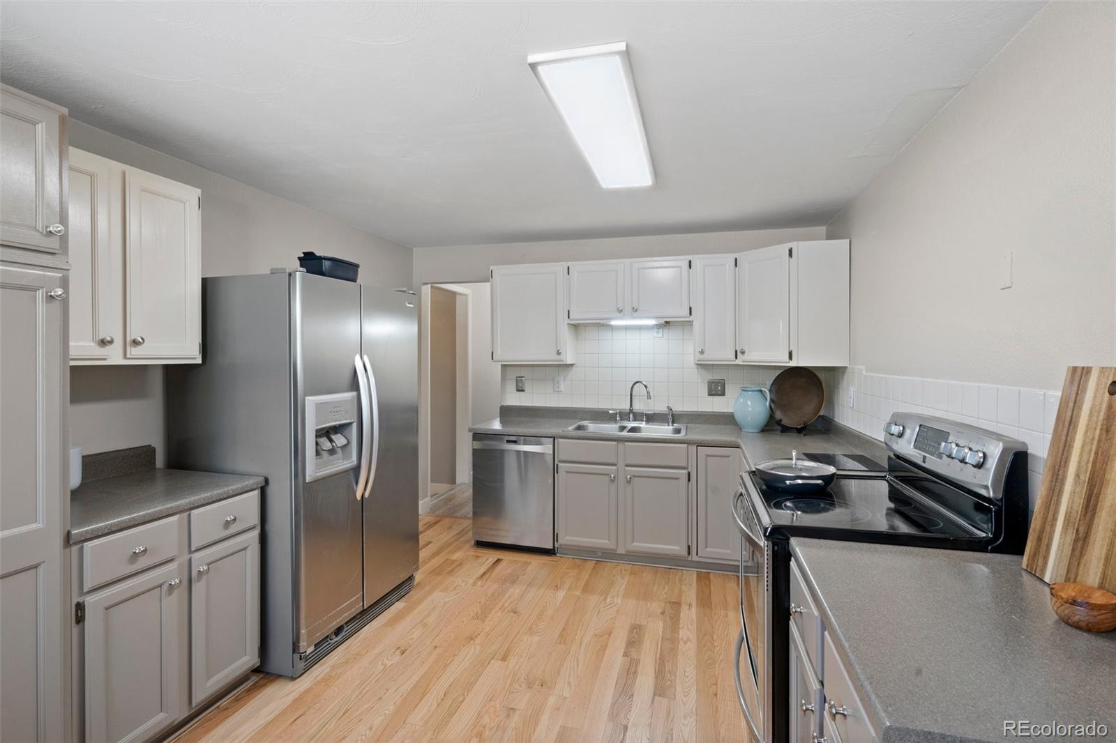 MLS Image #13 for 717 e 4th avenue,longmont, Colorado