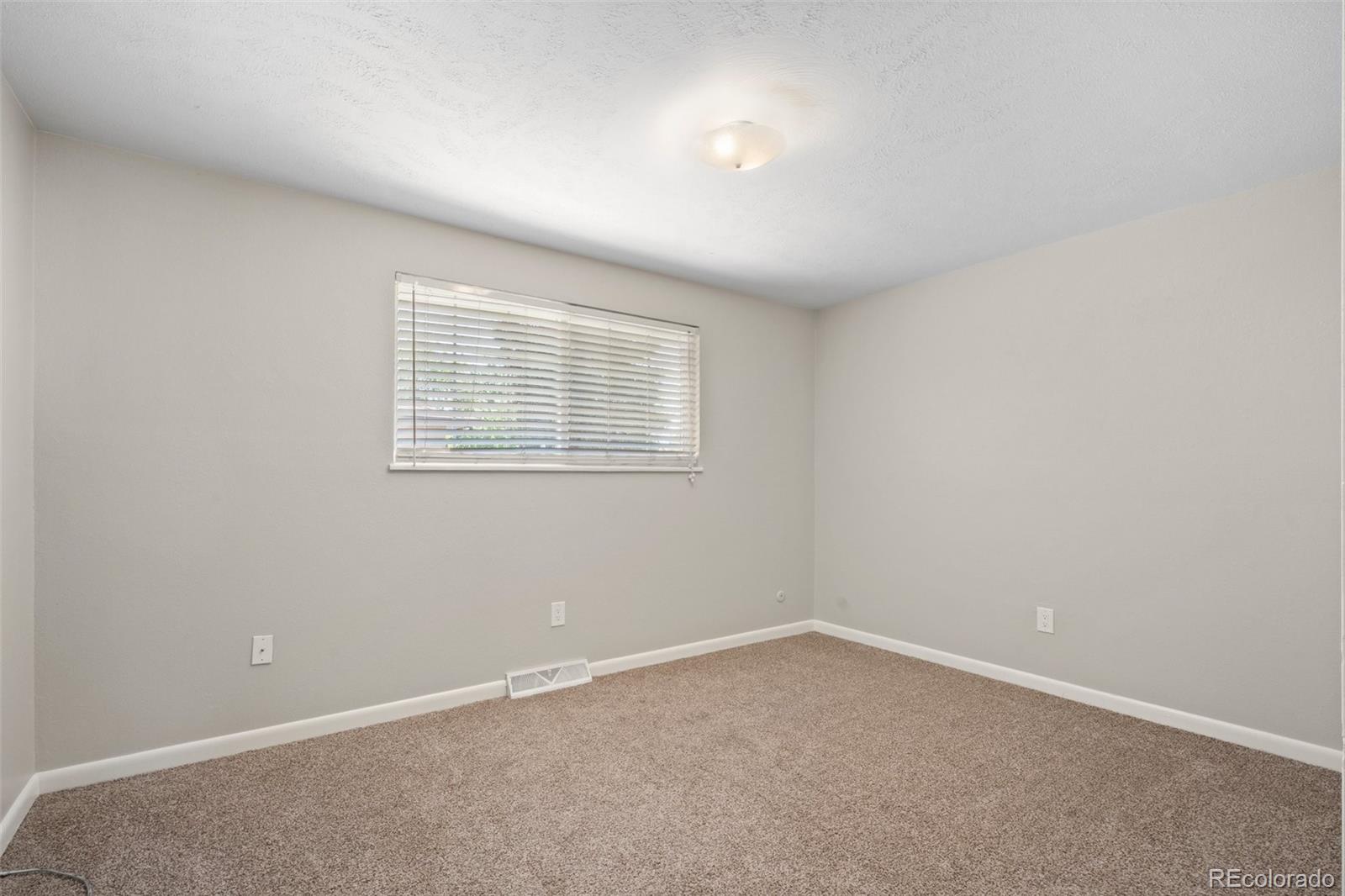 MLS Image #17 for 717 e 4th avenue,longmont, Colorado