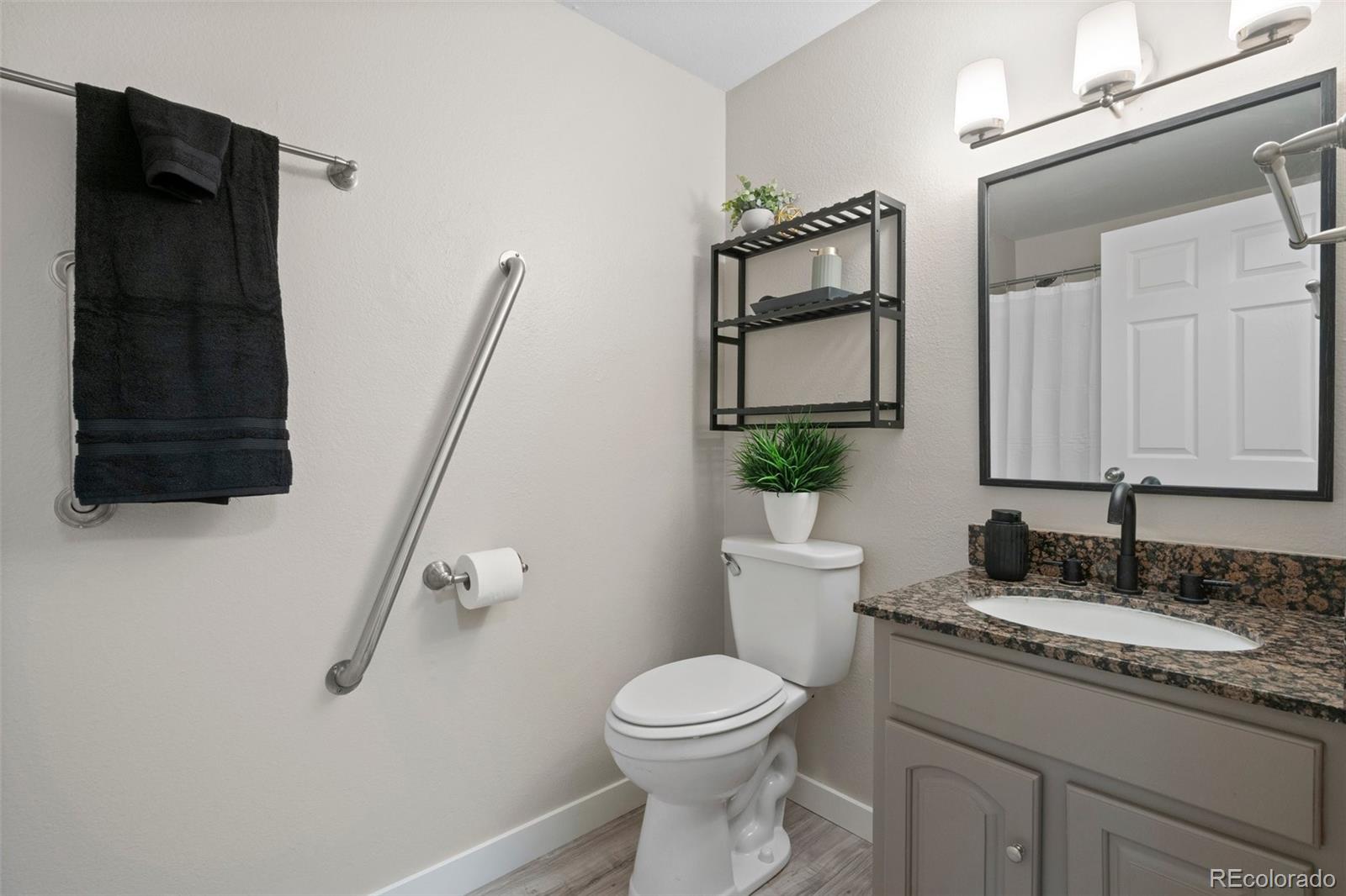 MLS Image #20 for 717 e 4th avenue,longmont, Colorado