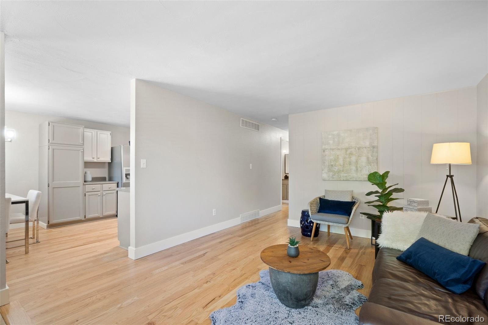 MLS Image #9 for 717 e 4th avenue,longmont, Colorado