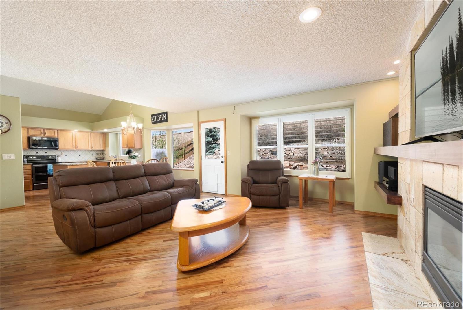 MLS Image #11 for 7106  grand prairie drive,colorado springs, Colorado