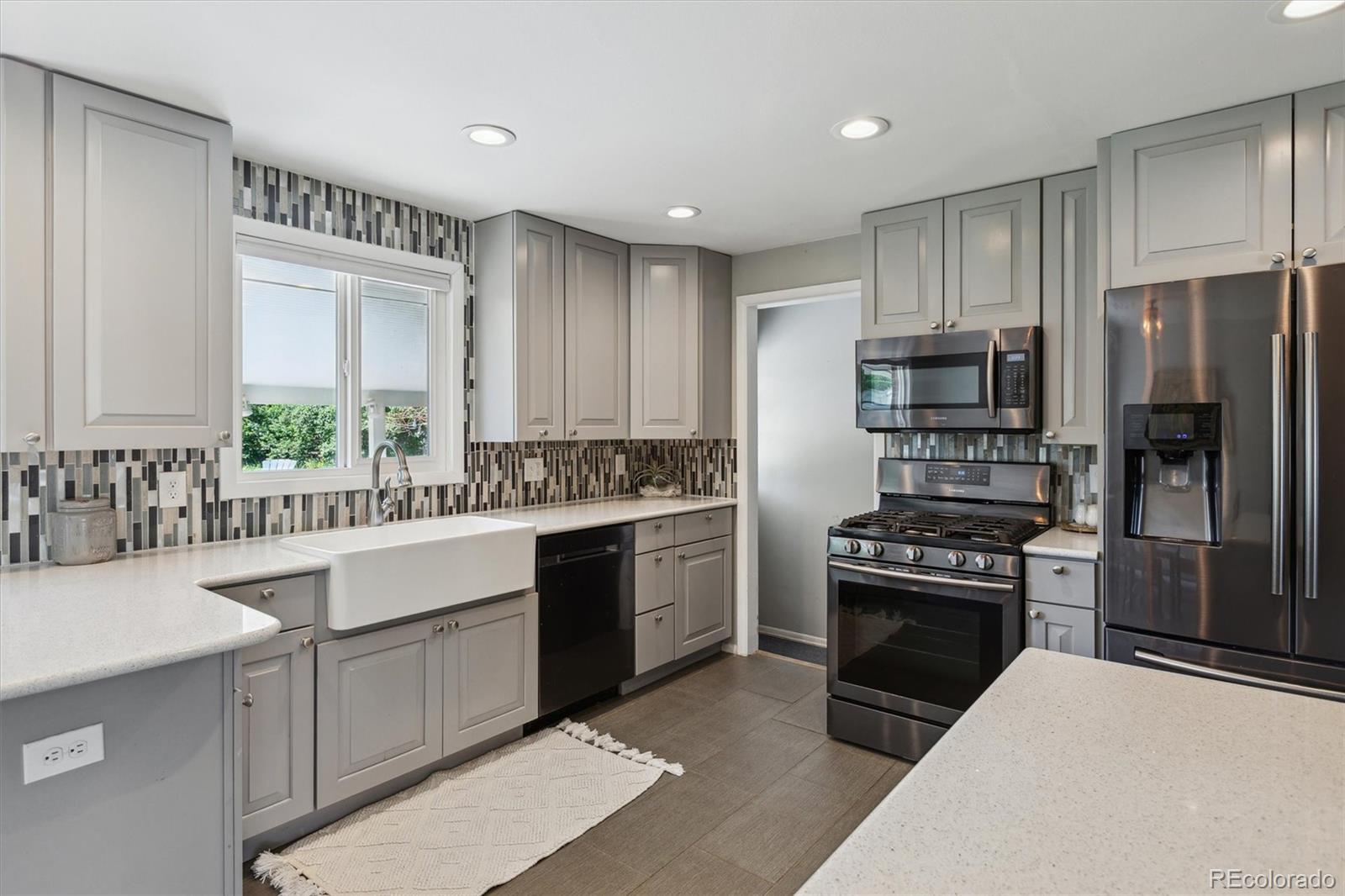 MLS Image #14 for 269  beryl way,broomfield, Colorado