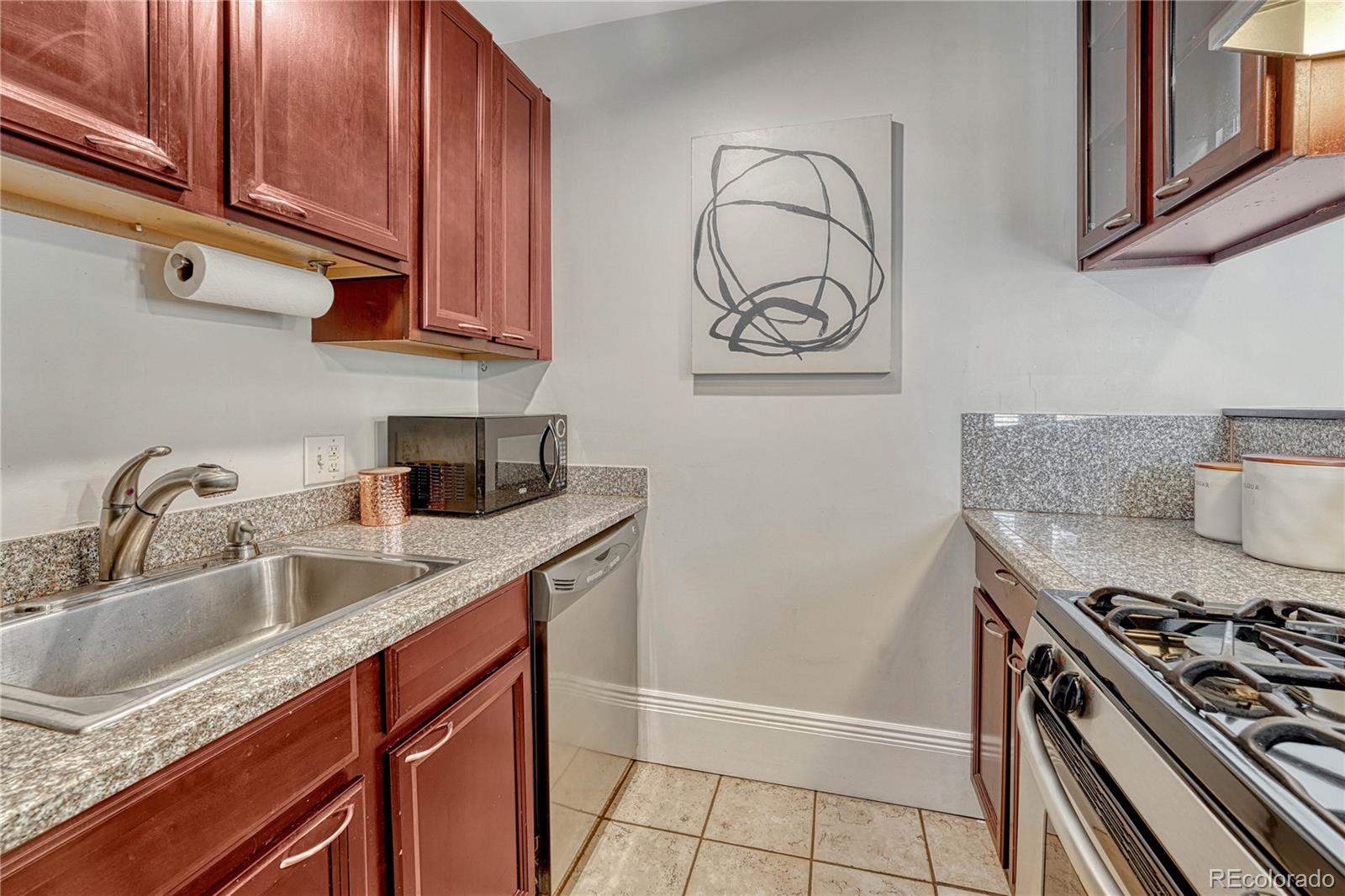 MLS Image #10 for 132 w bayaud avenue,denver, Colorado