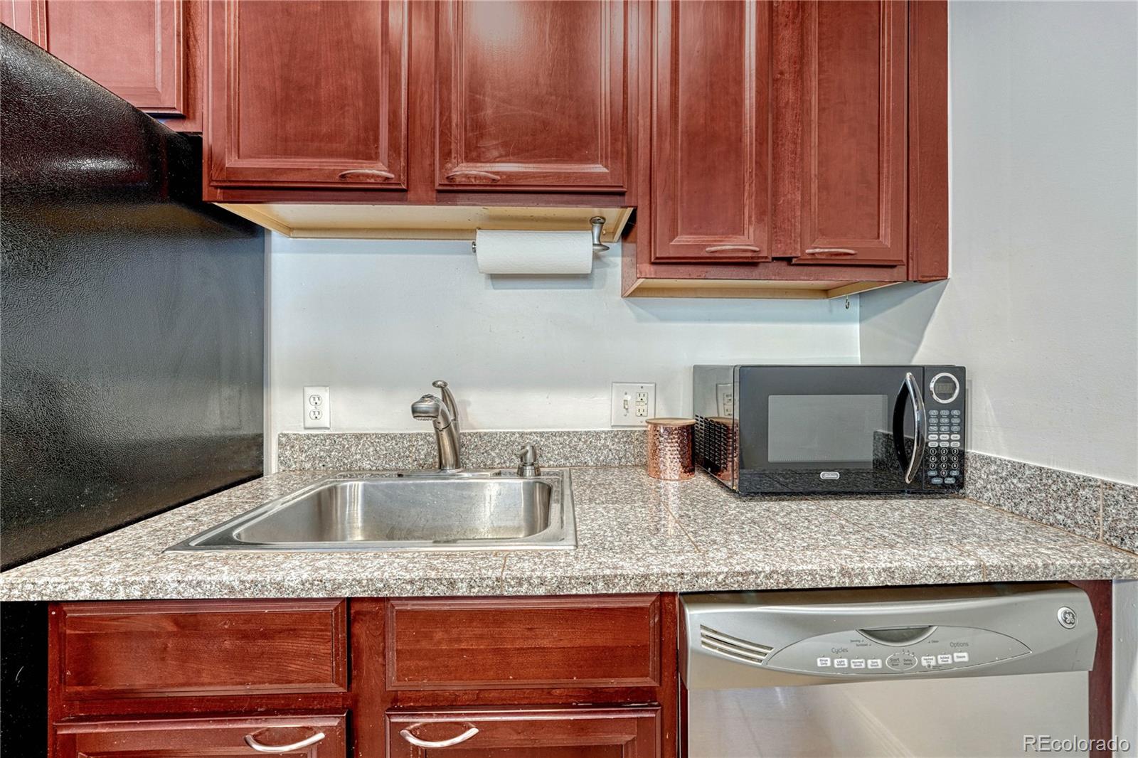 MLS Image #11 for 132 w bayaud avenue,denver, Colorado