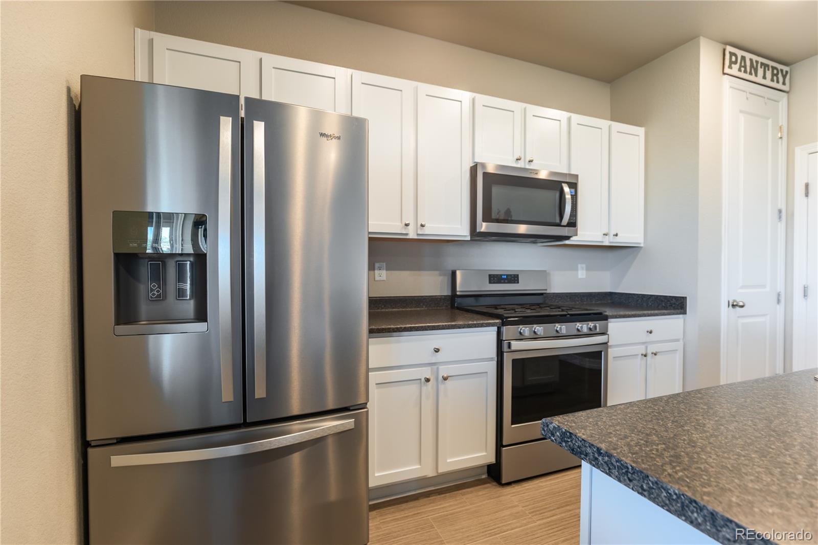MLS Image #16 for 2355  saddle back court,fort lupton, Colorado