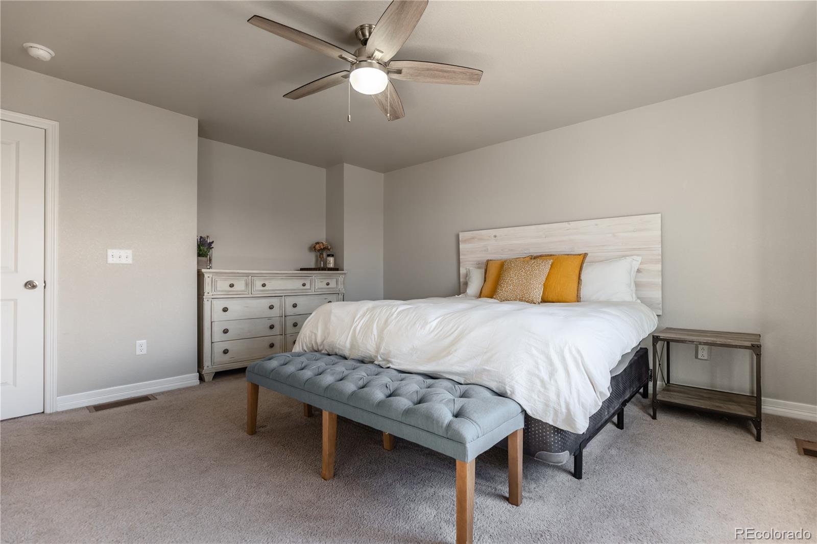 MLS Image #36 for 2355  saddle back court,fort lupton, Colorado
