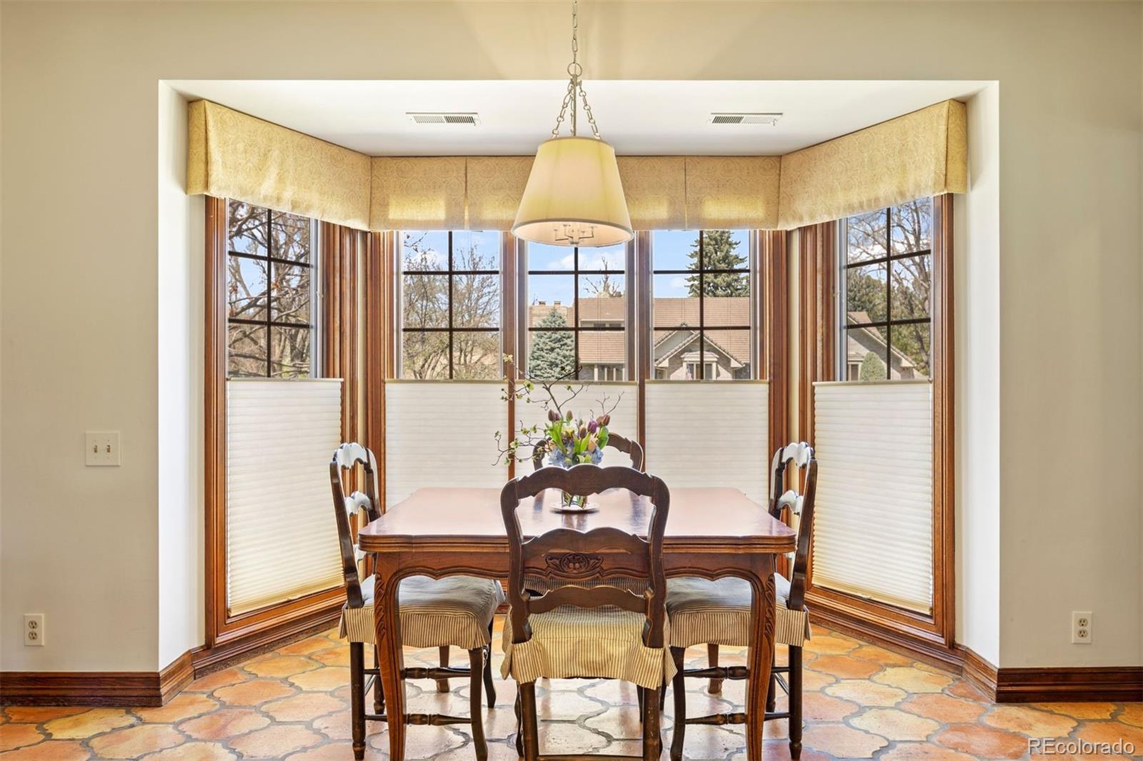 MLS Image #21 for 21  huntwick lane,englewood, Colorado