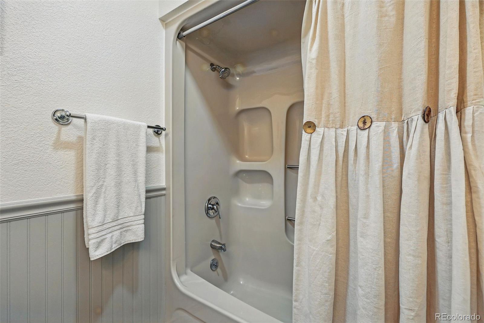 MLS Image #23 for 1465  arikaree drive,loveland, Colorado