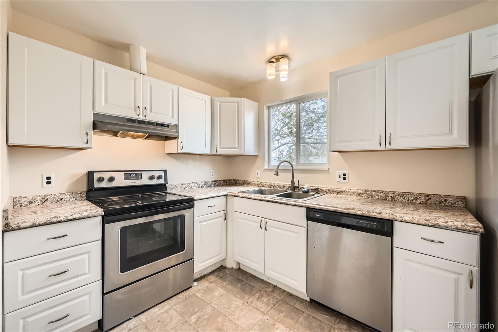 MLS Image #11 for 16755 e union avenue,aurora, Colorado