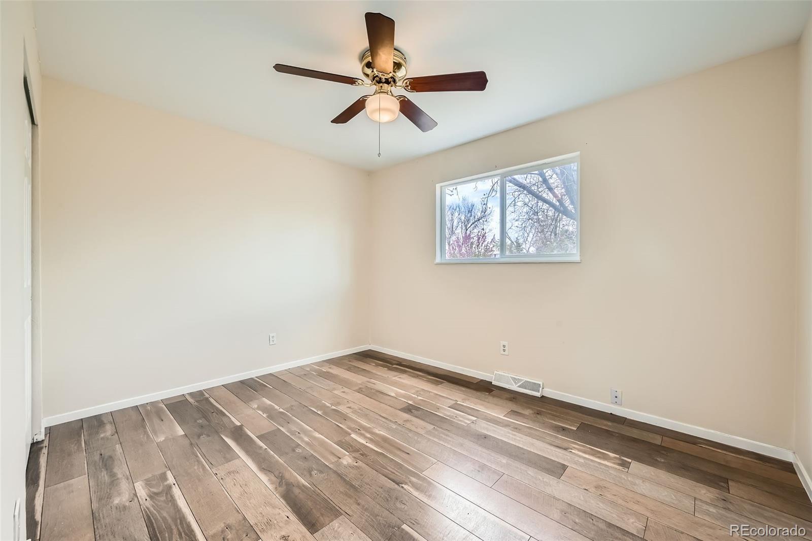 MLS Image #12 for 16755 e union avenue,aurora, Colorado