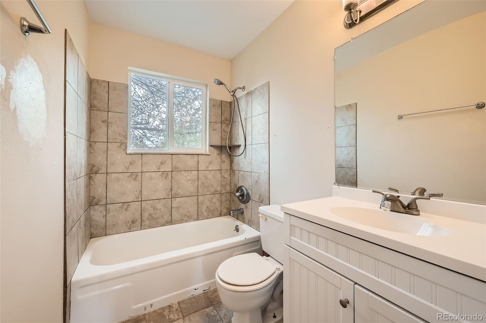 MLS Image #14 for 16755 e union avenue,aurora, Colorado