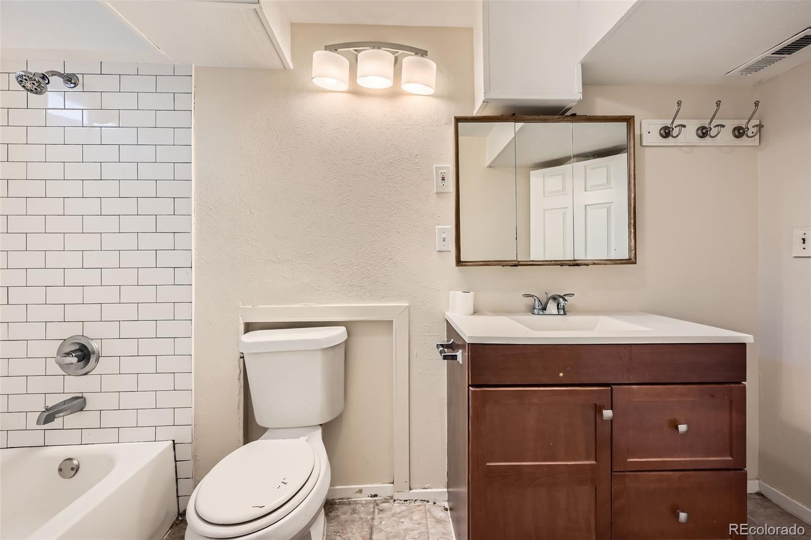 MLS Image #23 for 16755 e union avenue,aurora, Colorado