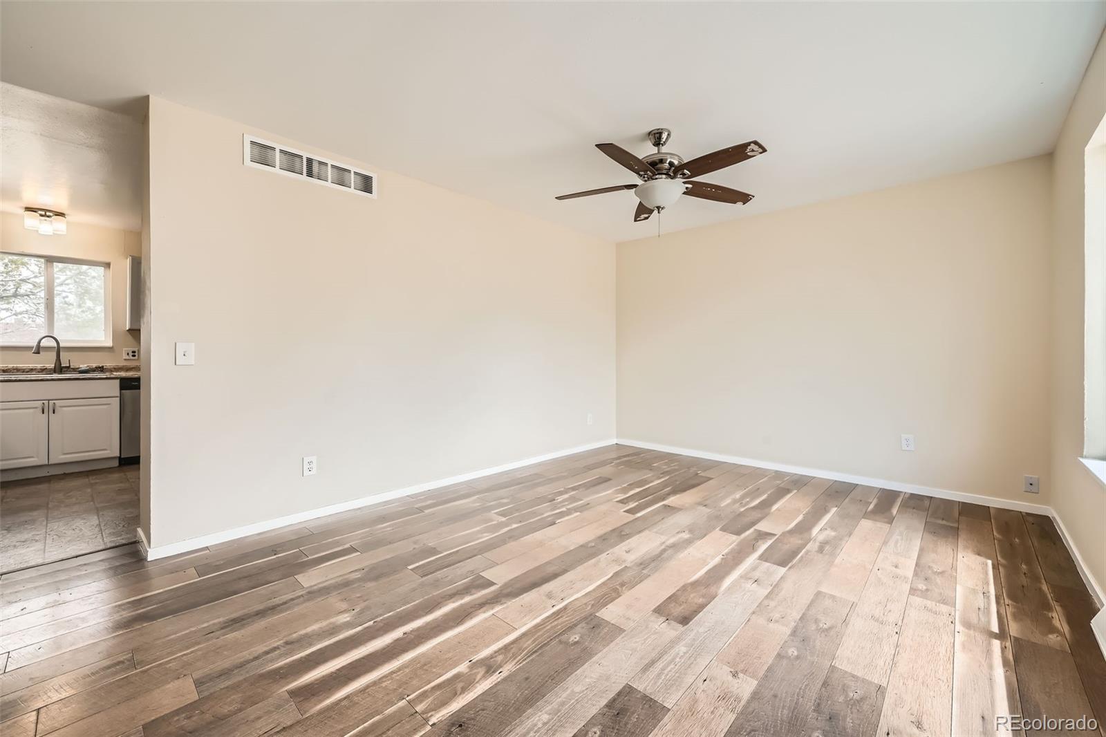 MLS Image #5 for 16755 e union avenue,aurora, Colorado