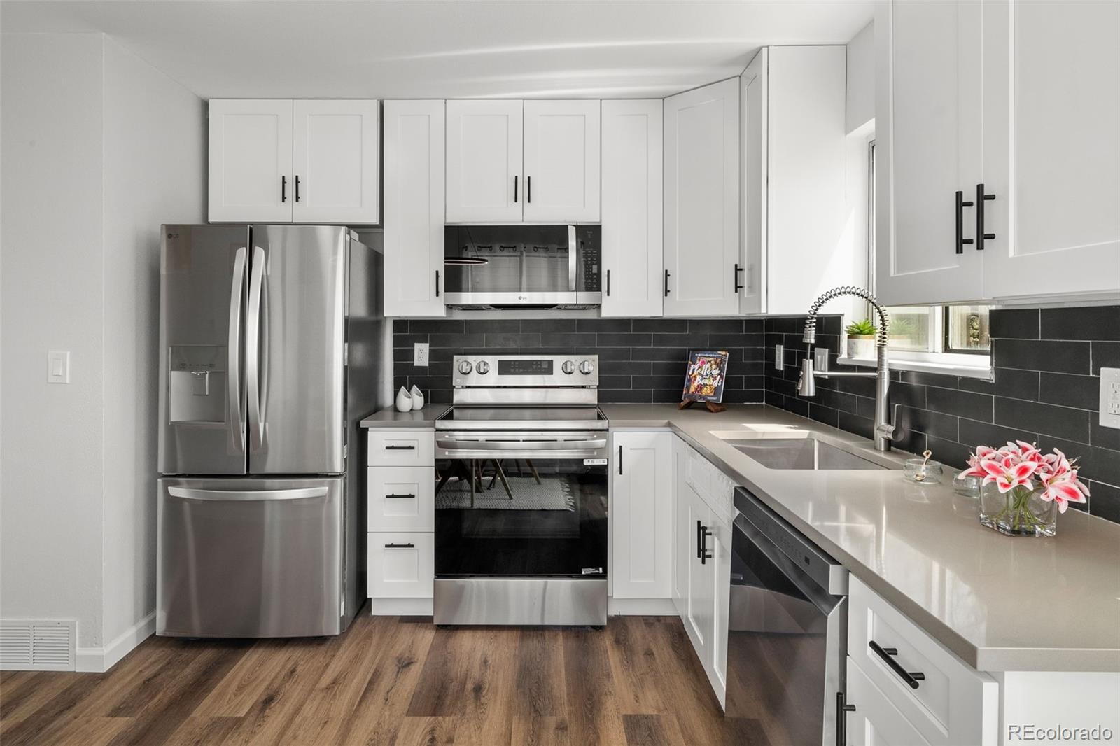 MLS Image #14 for 13438 e 13th place,aurora, Colorado
