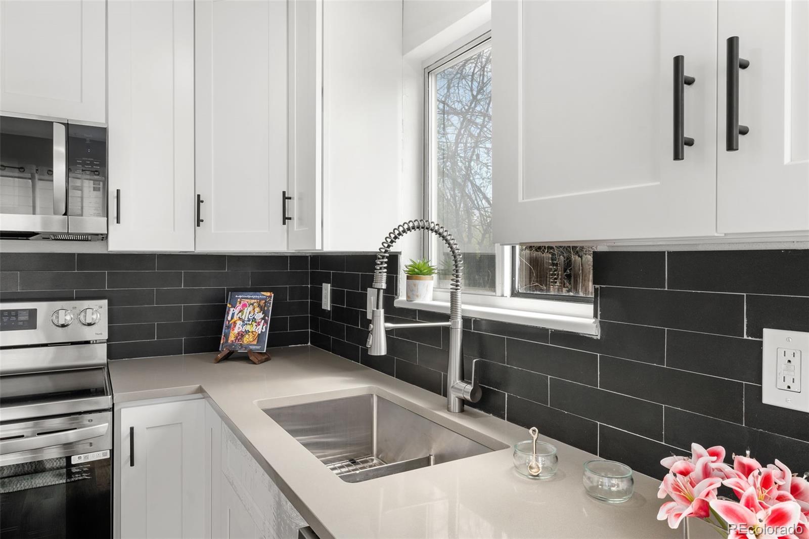 MLS Image #18 for 13438 e 13th place,aurora, Colorado