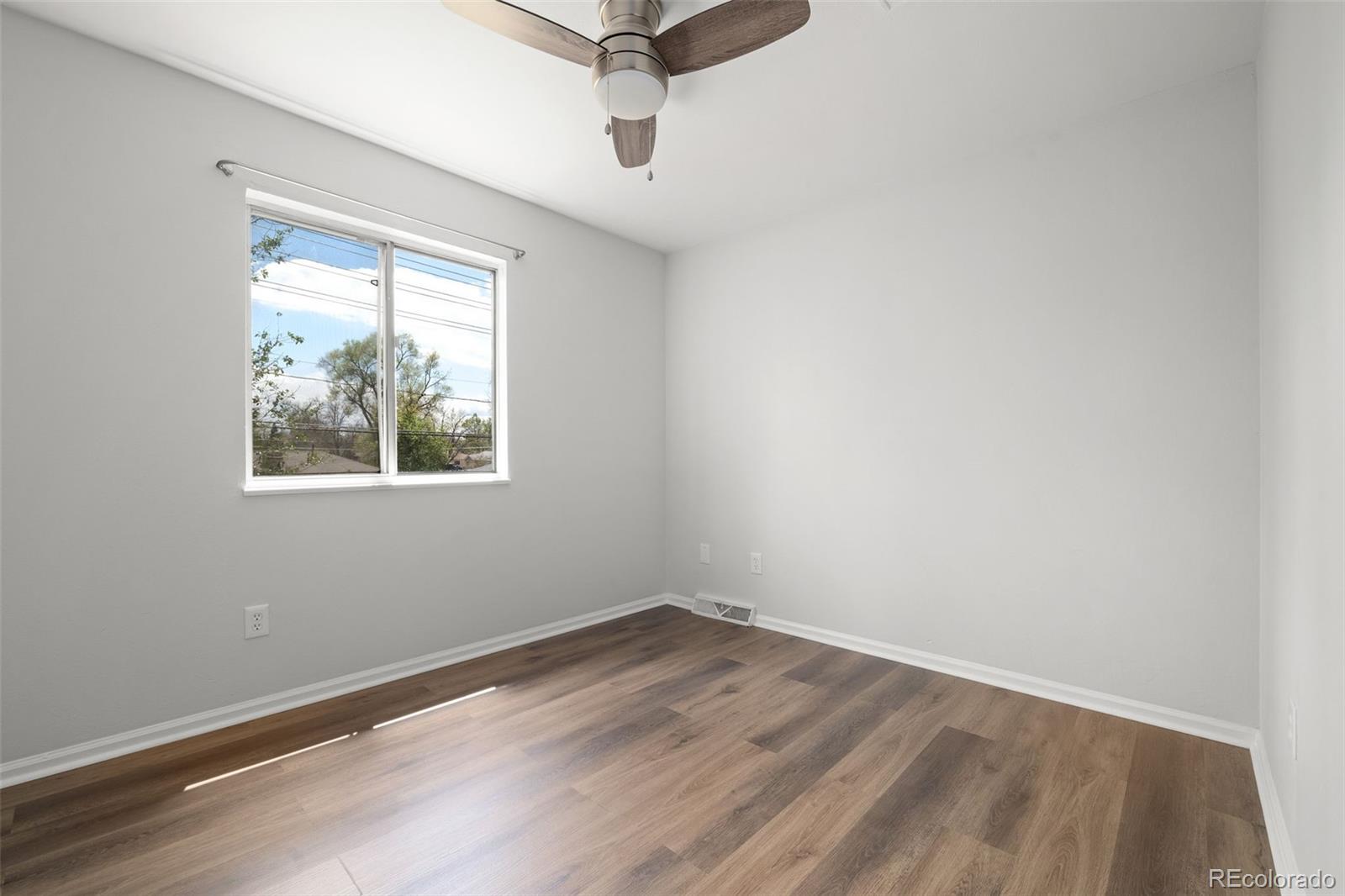 MLS Image #32 for 13438 e 13th place,aurora, Colorado