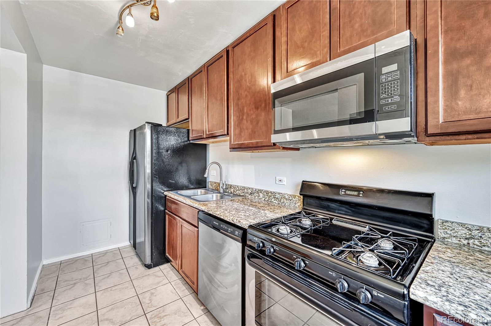 MLS Image #9 for 2100 n franklin street,denver, Colorado