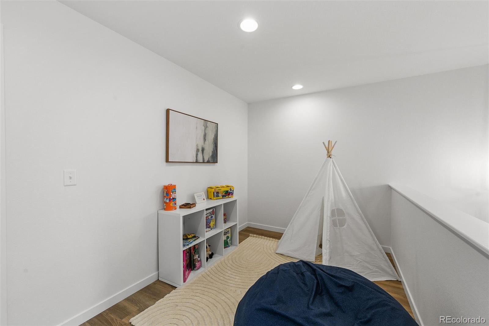 MLS Image #18 for 9061 e 14th street,aurora, Colorado