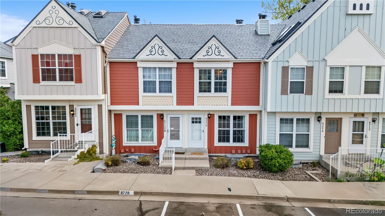 MLS Image #1 for 6776 s independence street,littleton, Colorado