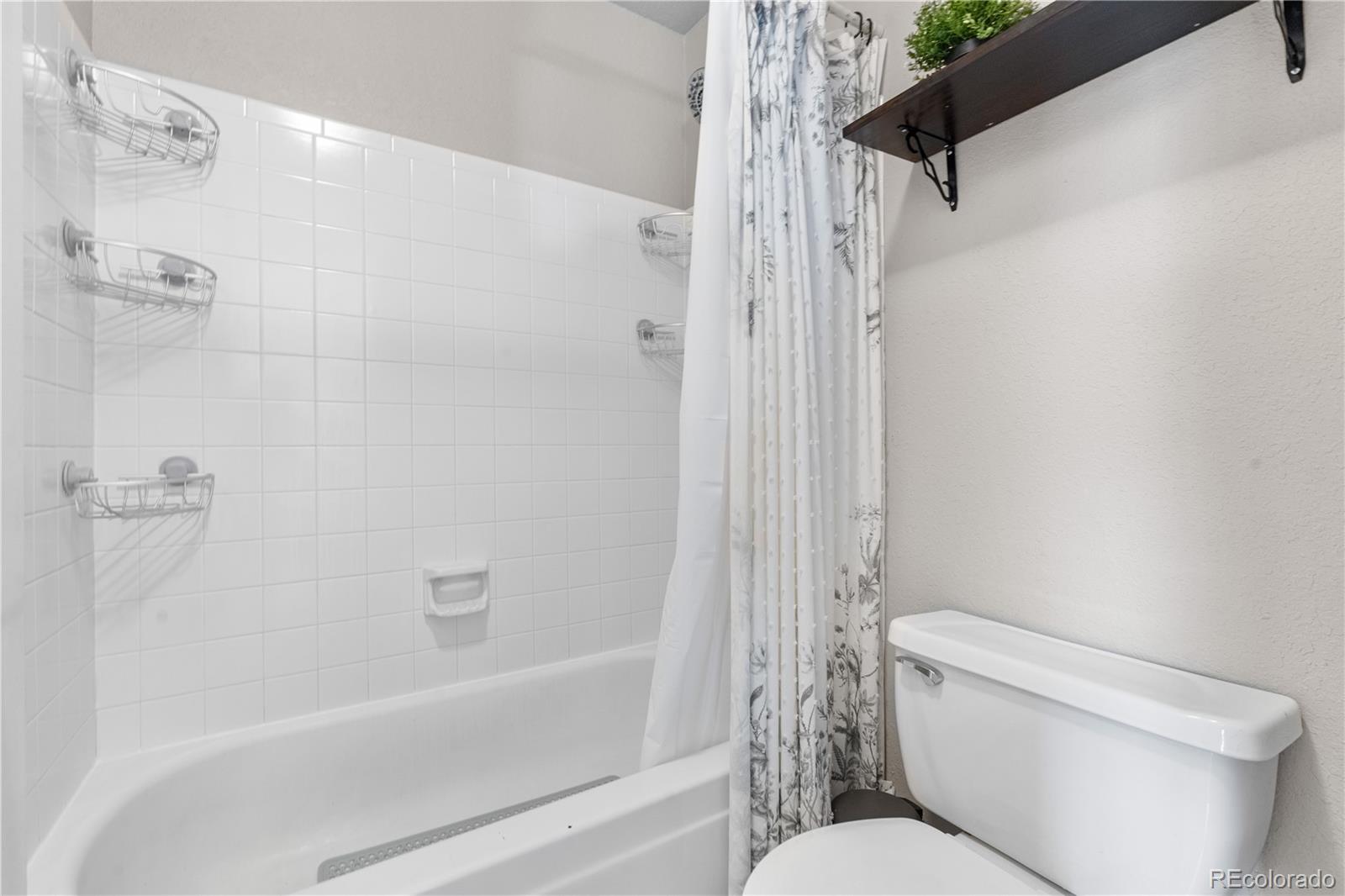 MLS Image #15 for 6776 s independence street,littleton, Colorado