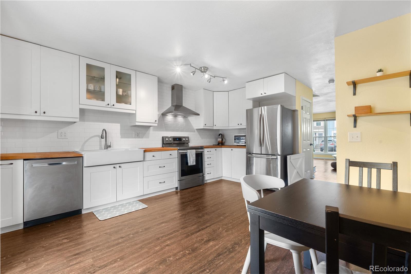MLS Image #9 for 6776 s independence street,littleton, Colorado