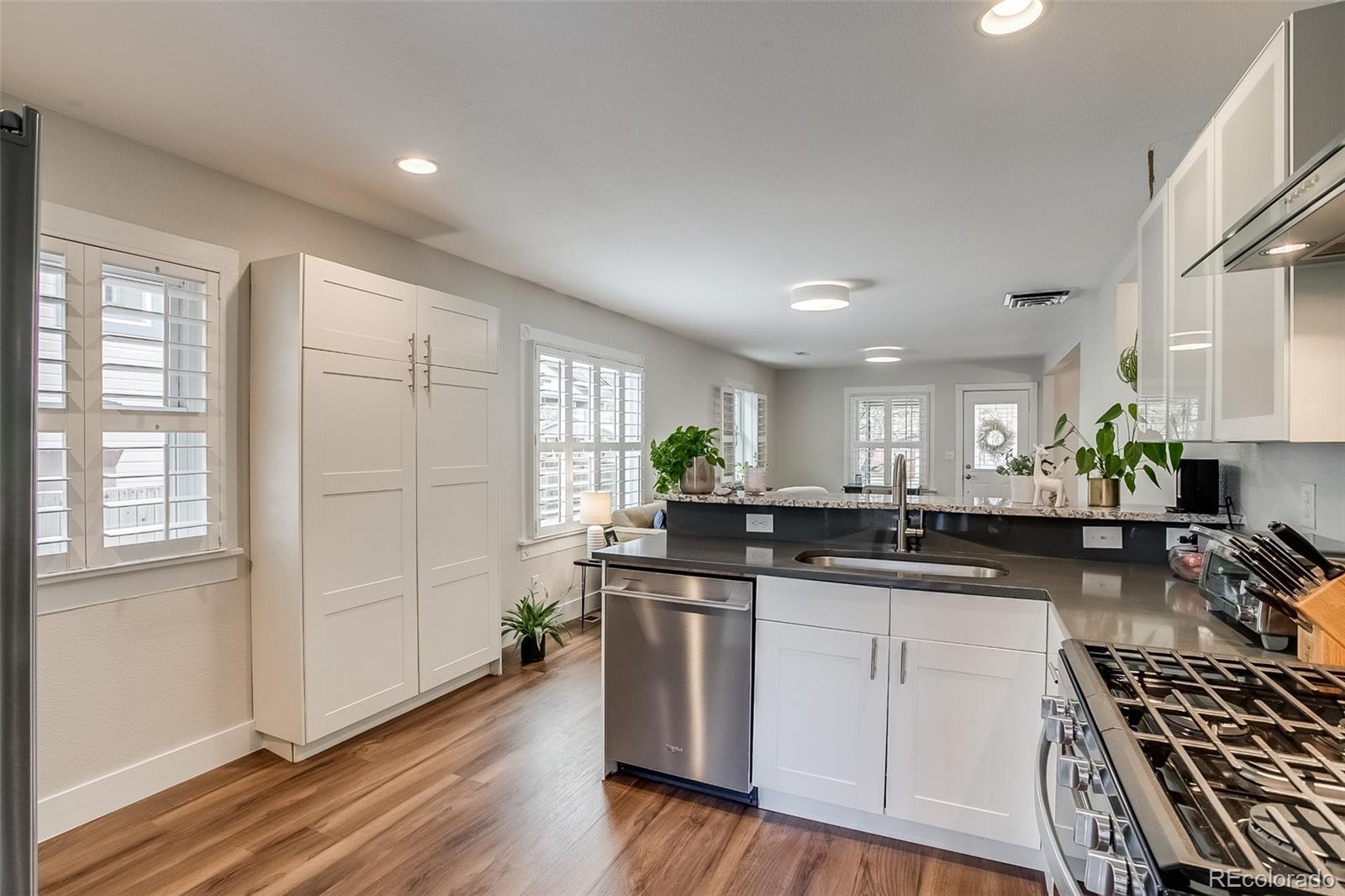 MLS Image #15 for 4456  yates street,denver, Colorado