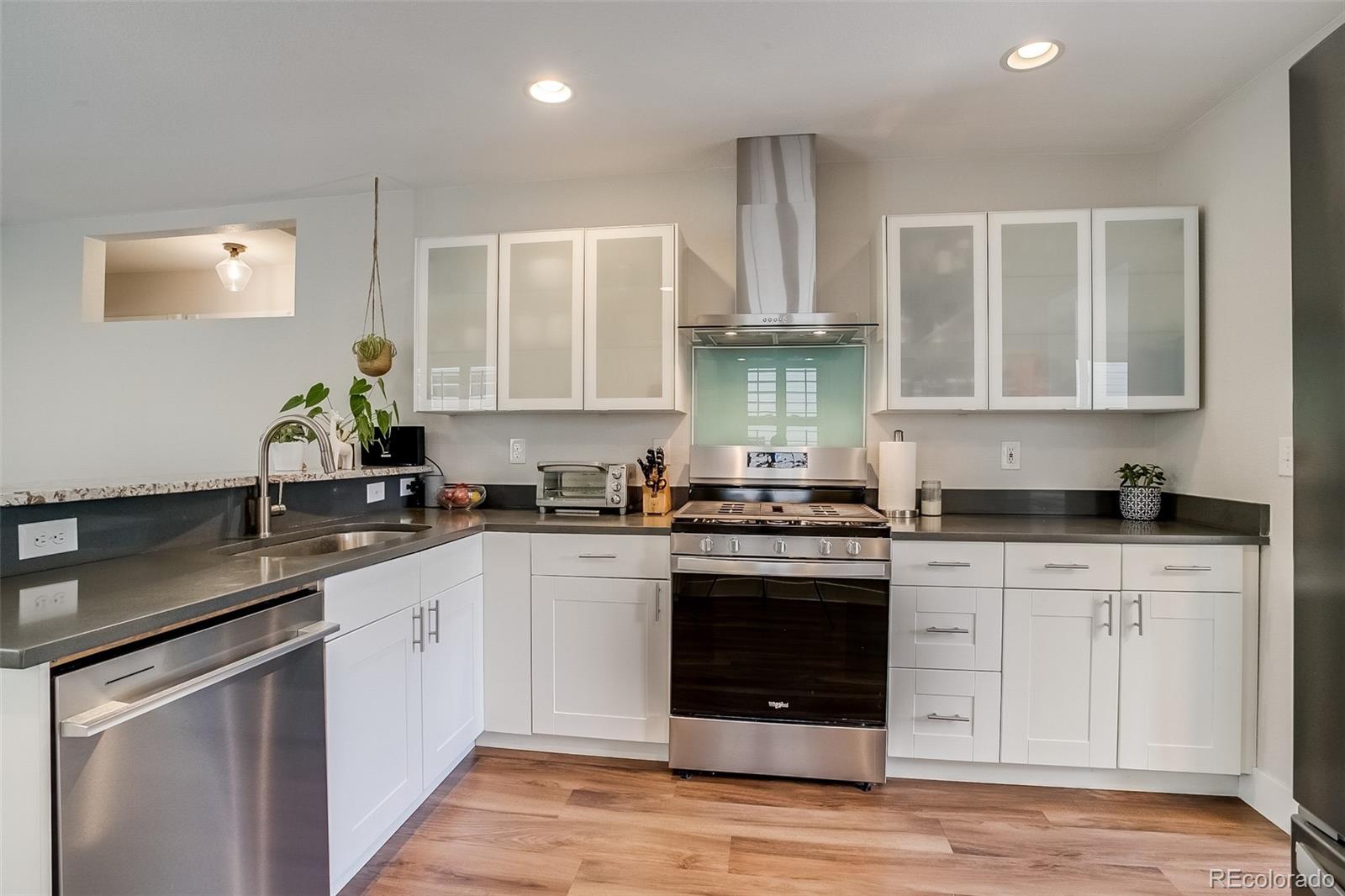 MLS Image #9 for 4456  yates street,denver, Colorado